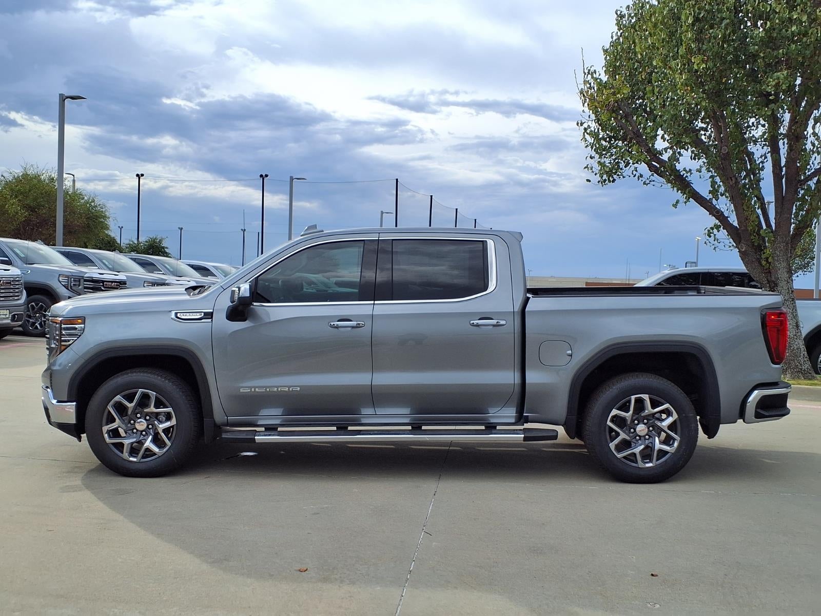 2026 GMC Sierra 1500 SLT Crew Cab Short Box RWD