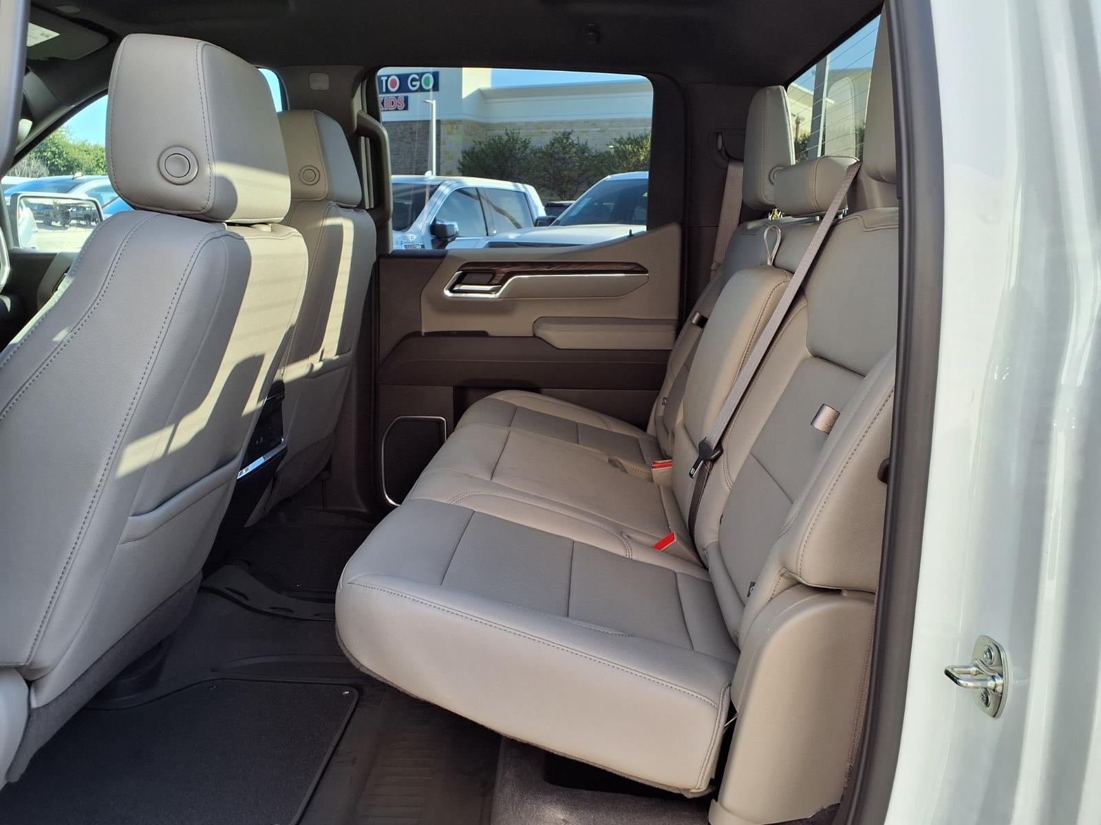 2026 GMC Sierra 1500 SLT Crew Cab Short Box RWD