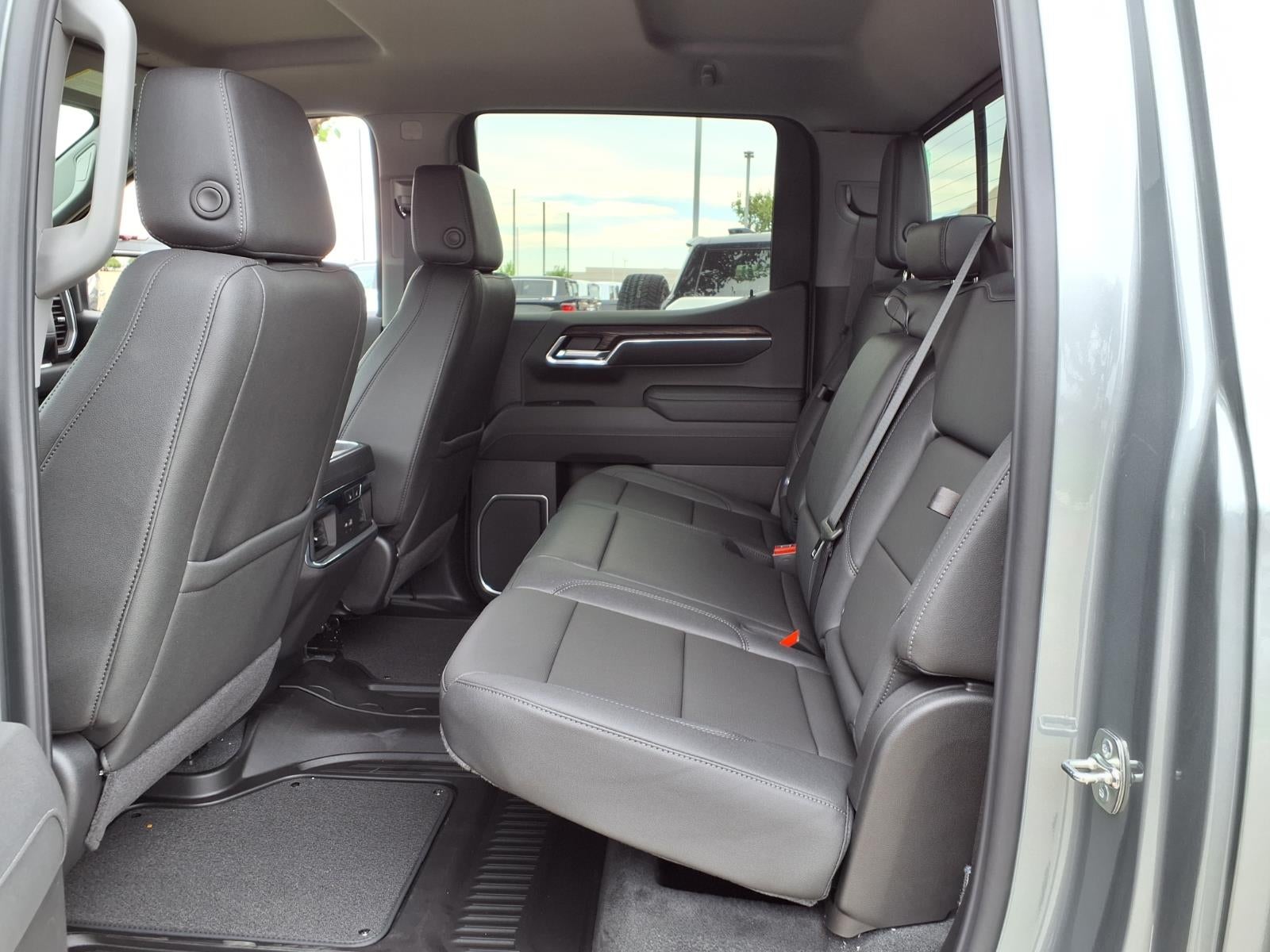 2026 GMC Sierra 1500 SLT Crew Cab Short Box RWD