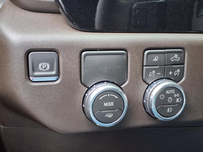 2026 GMC Sierra 1500 SLT Crew Cab Short Box RWD