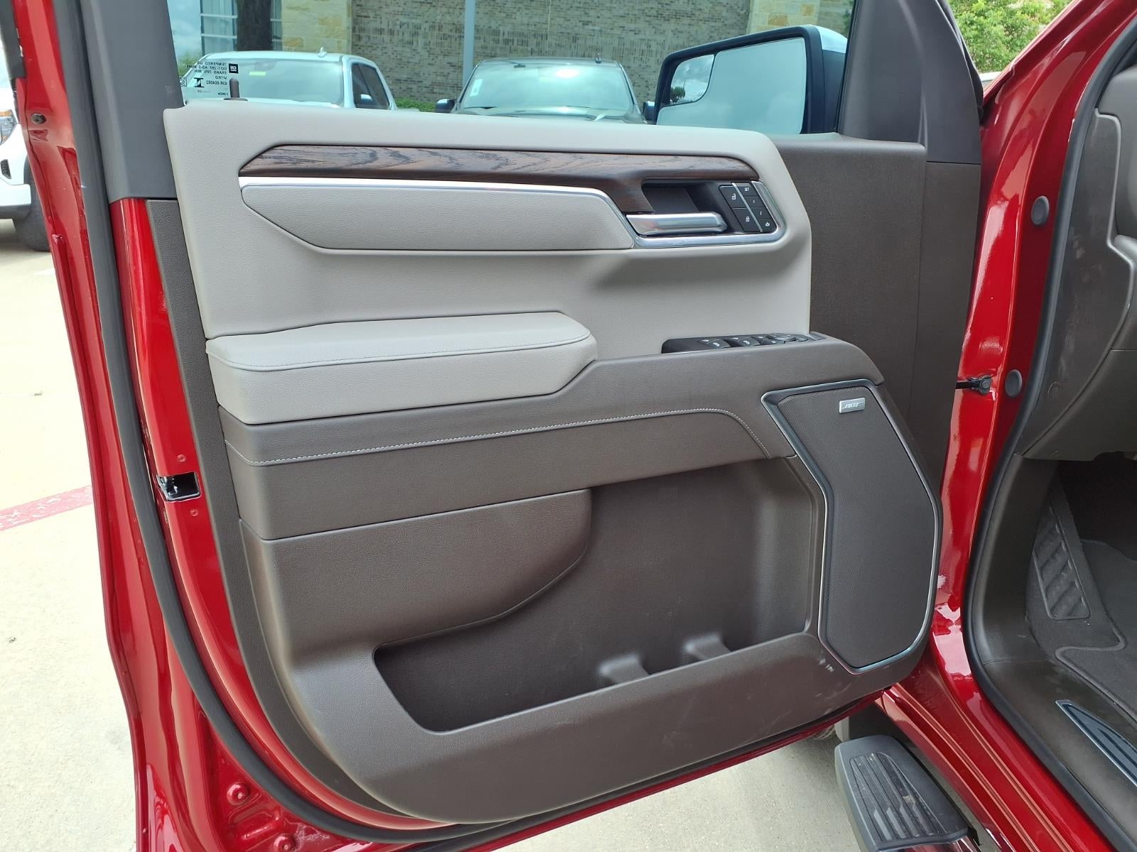 2026 GMC Sierra 1500 SLT Crew Cab Short Box RWD