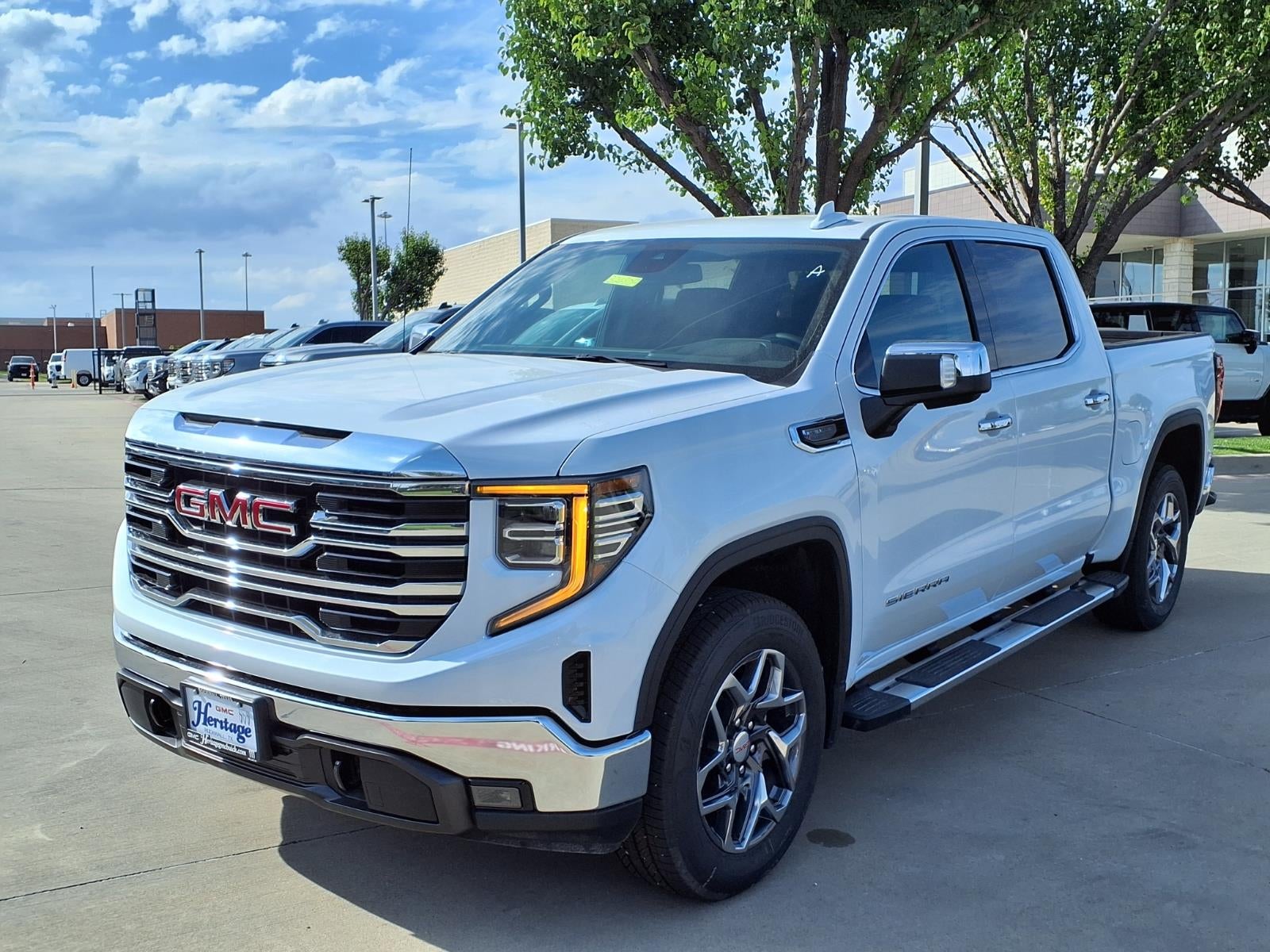 2026 GMC Sierra 1500 SLT Crew Cab Short Box RWD