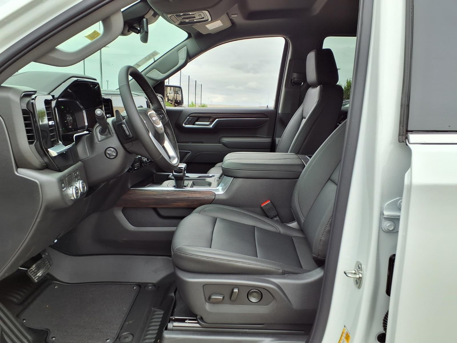 2026 GMC Sierra 1500 SLT Crew Cab Short Box RWD