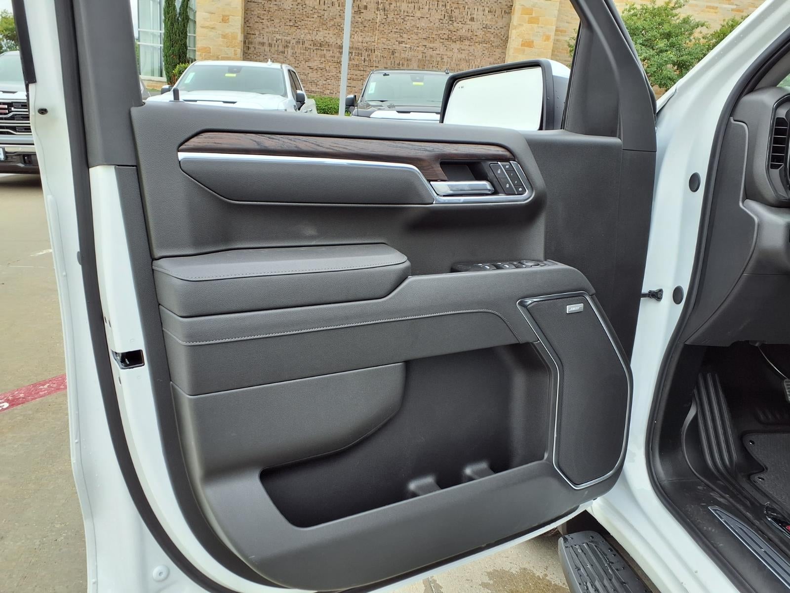 2026 GMC Sierra 1500 SLT Crew Cab Short Box RWD