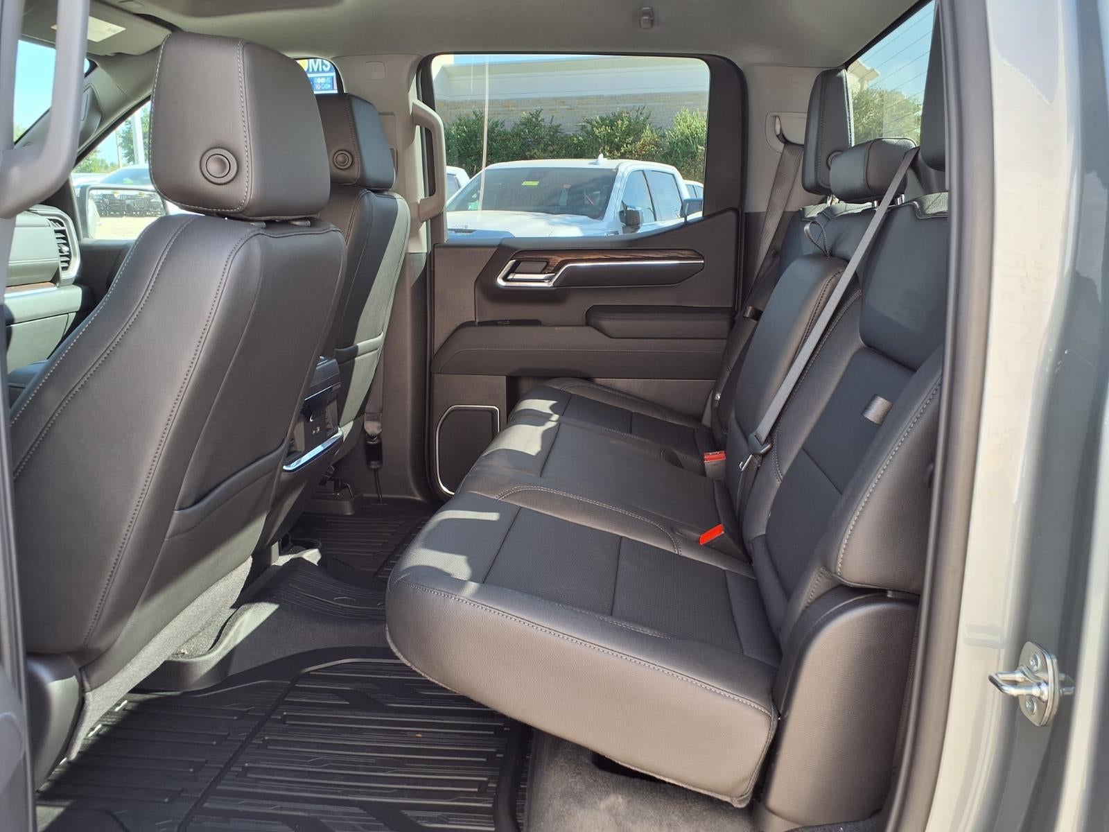 2026 GMC Sierra 1500 SLT Crew Cab Short Box RWD