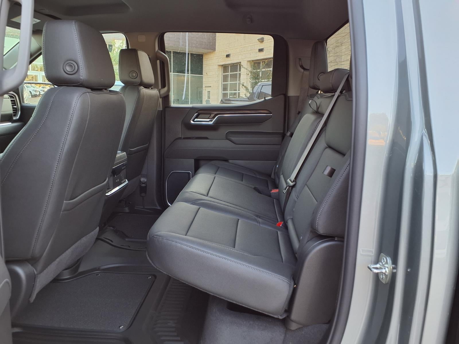 2026 GMC Sierra 1500 SLT Crew Cab Short Box RWD