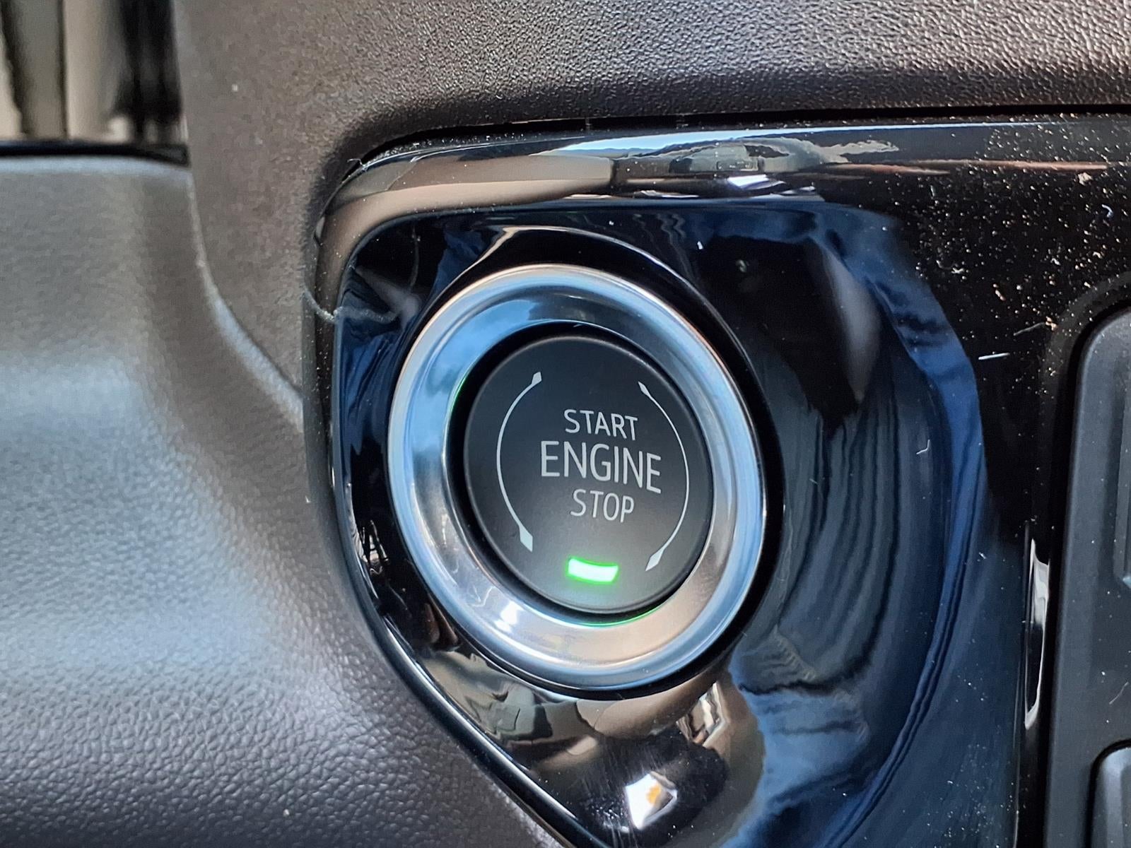 2026 GMC Sierra 1500 SLT - Photo 9
