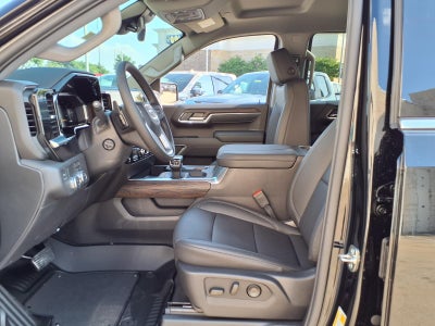 2026 GMC Sierra 1500 SLT Crew Cab Short Box RWD