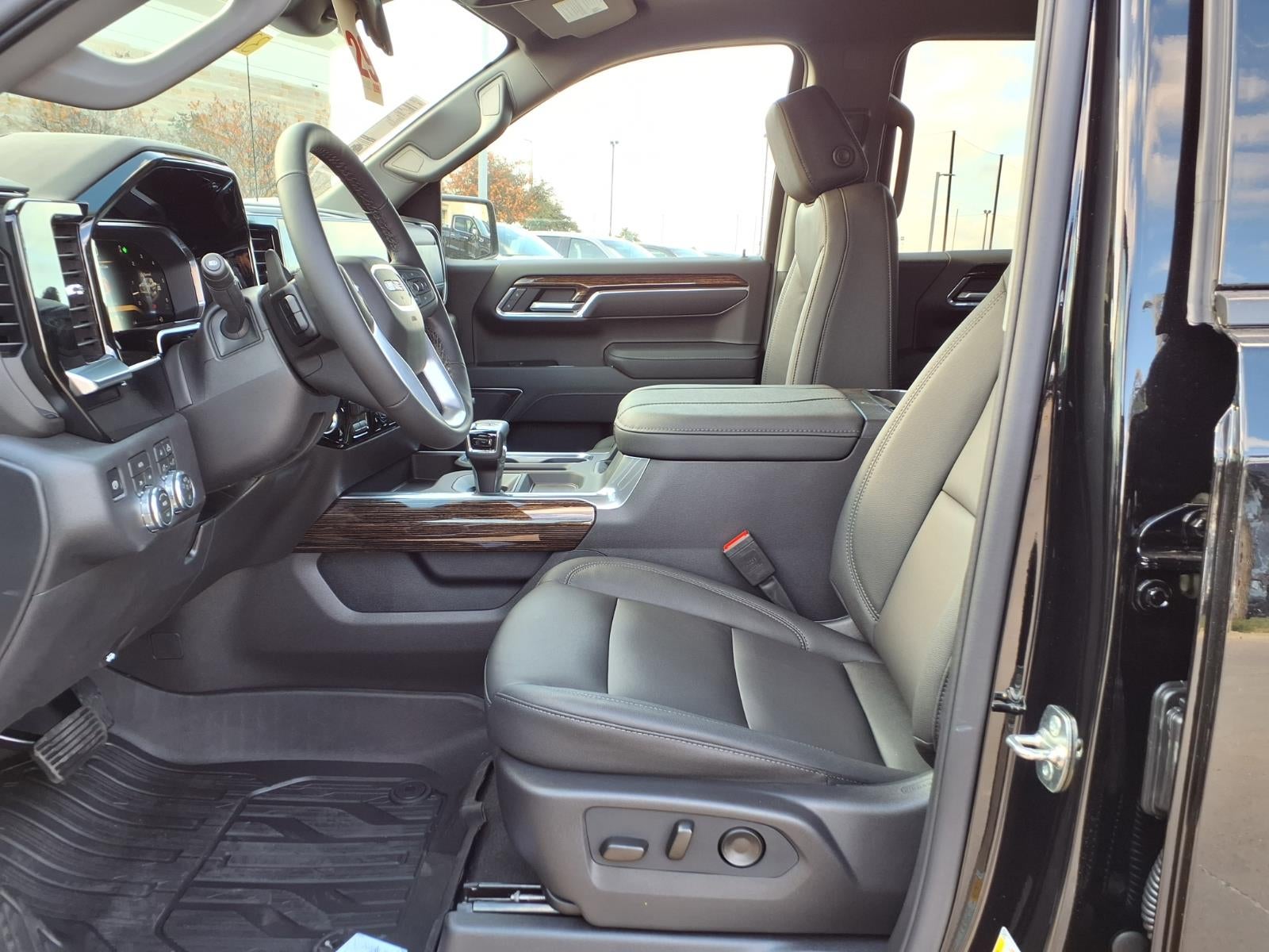 2026 GMC Sierra 1500 Elevation Crew Cab Short Box 4WD