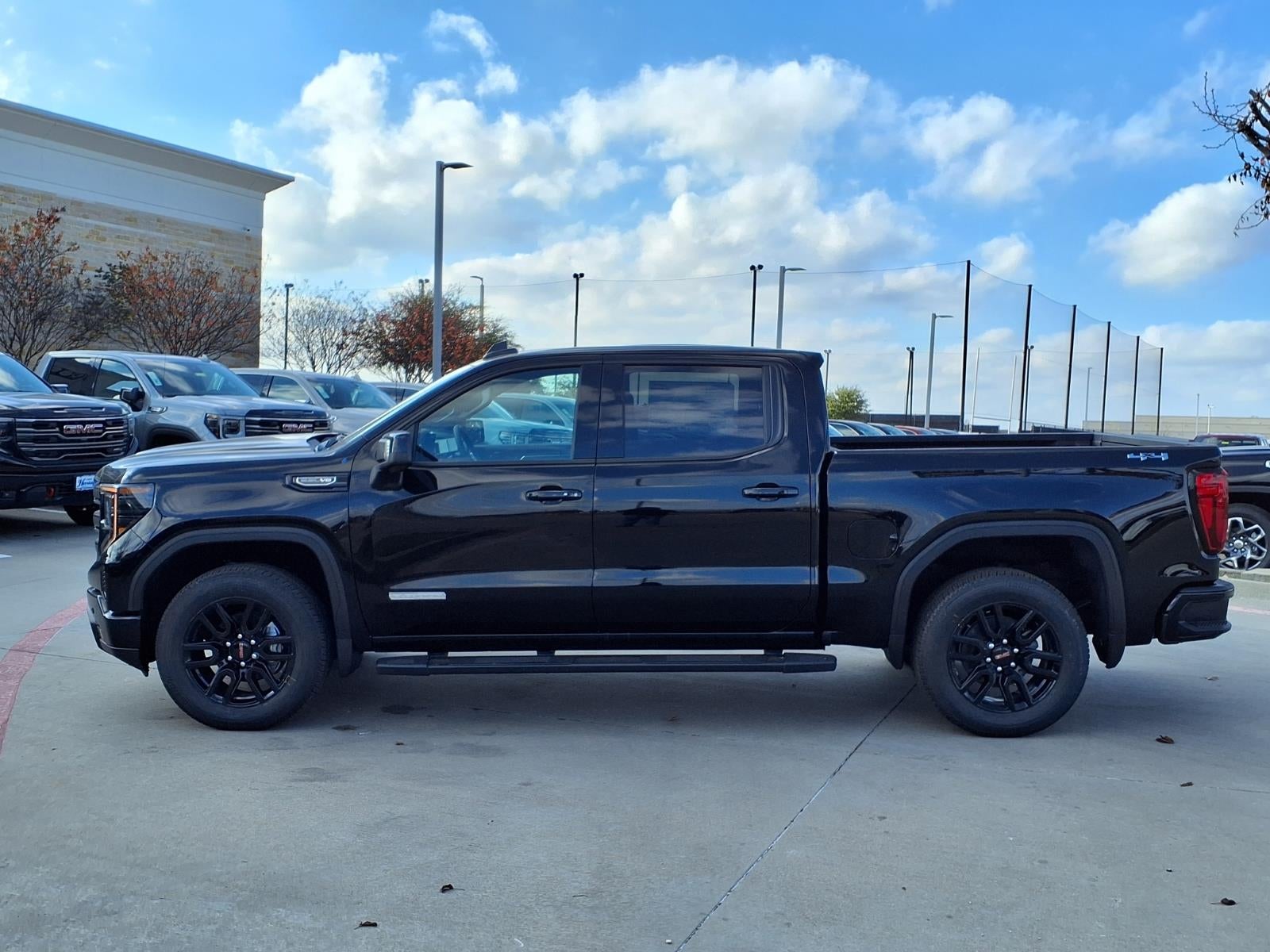 2026 GMC Sierra 1500 Elevation Crew Cab Short Box 4WD