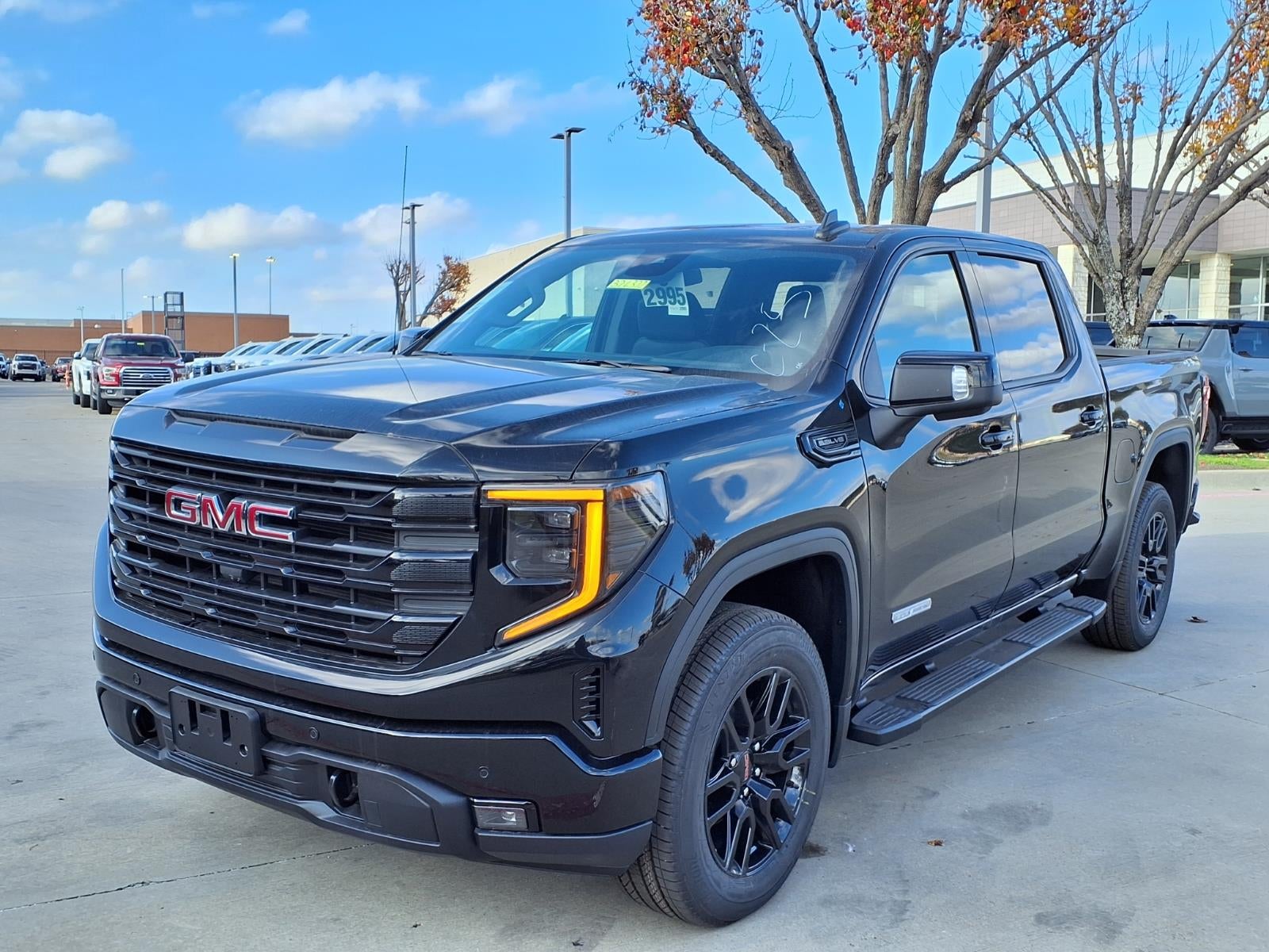 2026 GMC Sierra 1500 Elevation Crew Cab Short Box 4WD