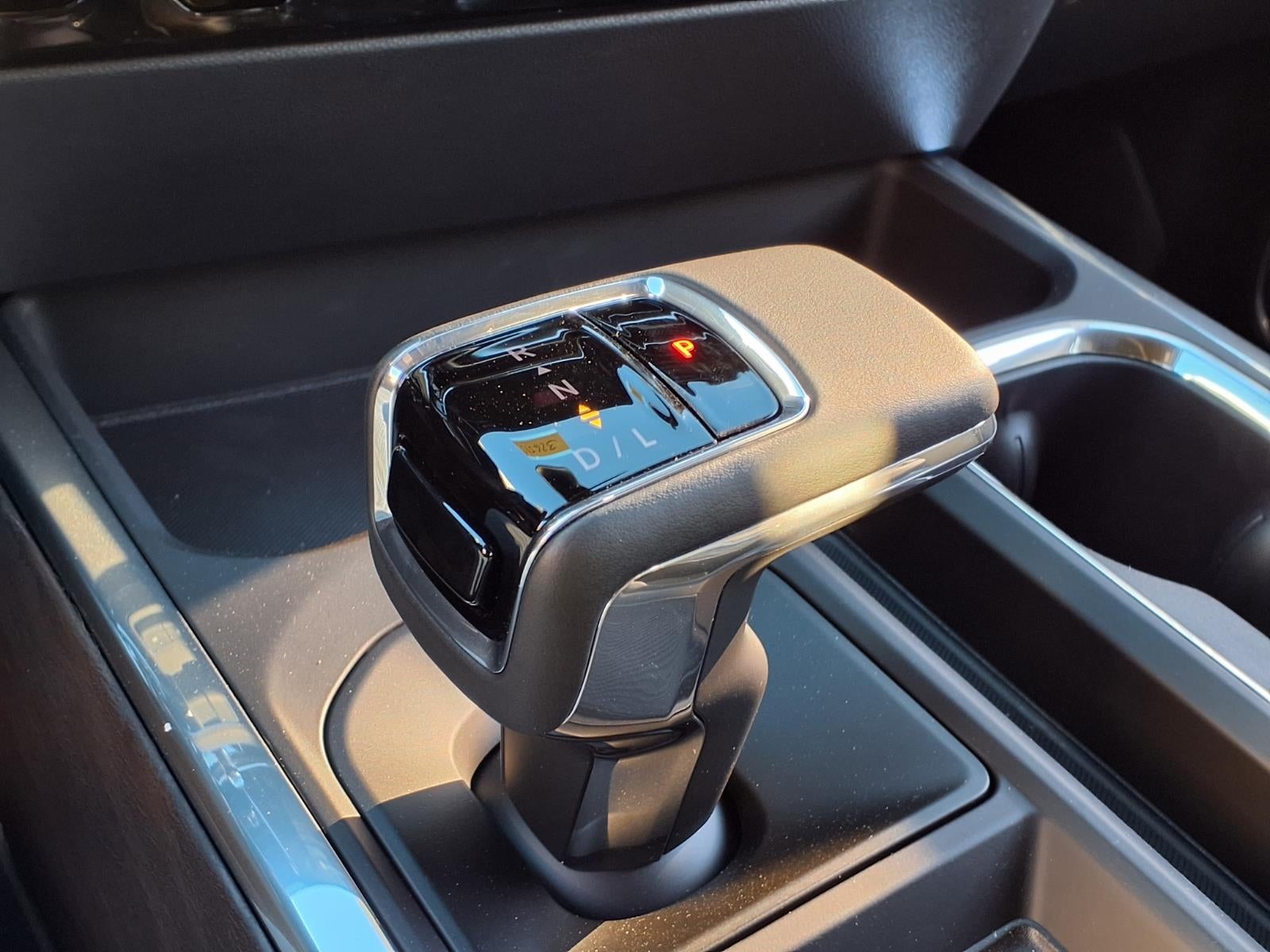 2026 GMC Sierra 1500 SLT Crew Cab Short Box 4WD