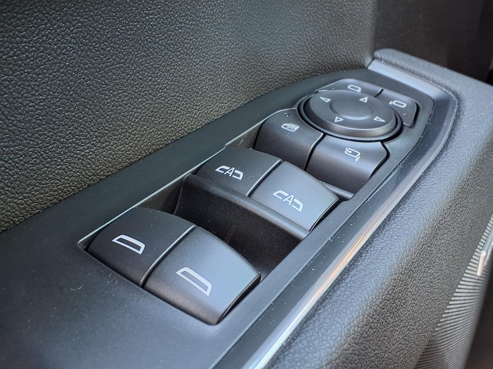 2026 GMC Sierra 1500 SLT Crew Cab Short Box 4WD