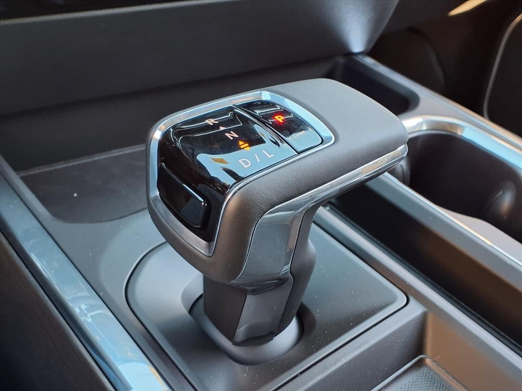 2026 GMC Sierra 1500 SLT Crew Cab Short Box 4WD