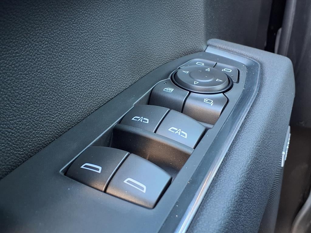 2026 GMC Sierra 1500 SLT Crew Cab Short Box 4WD