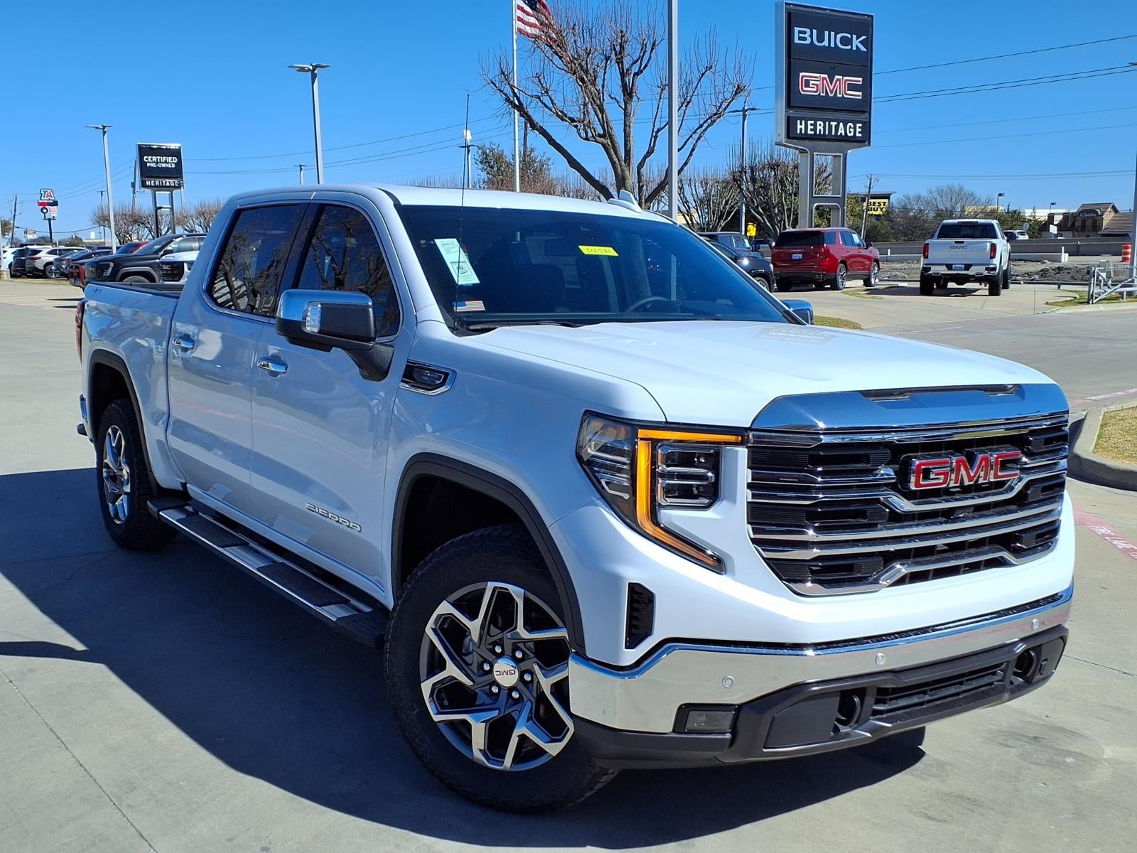2026 GMC Sierra 1500 SLT Crew Cab Short Box 4WD