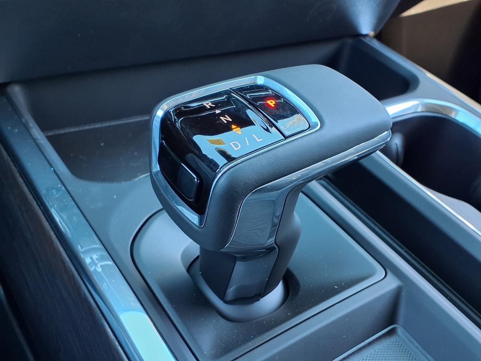 2026 GMC Sierra 1500 SLT Crew Cab Short Box 4WD