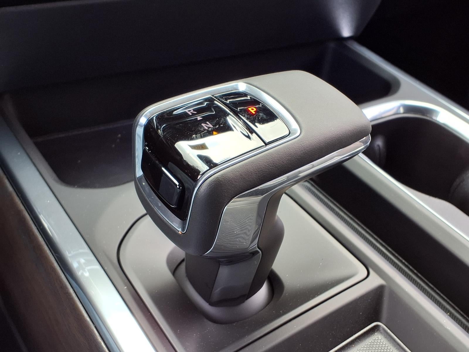 2026 GMC Sierra 1500 SLT Crew Cab Short Box 4WD