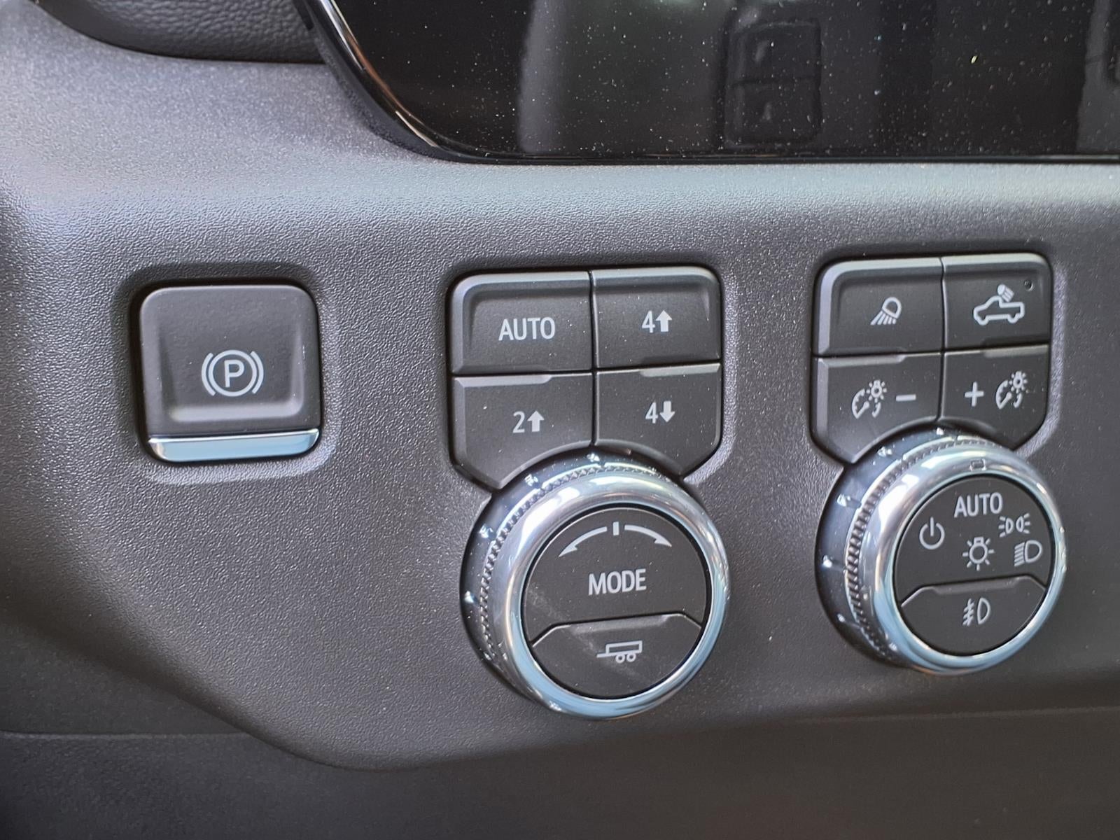 2026 GMC Sierra 1500 SLT Crew Cab Short Box 4WD