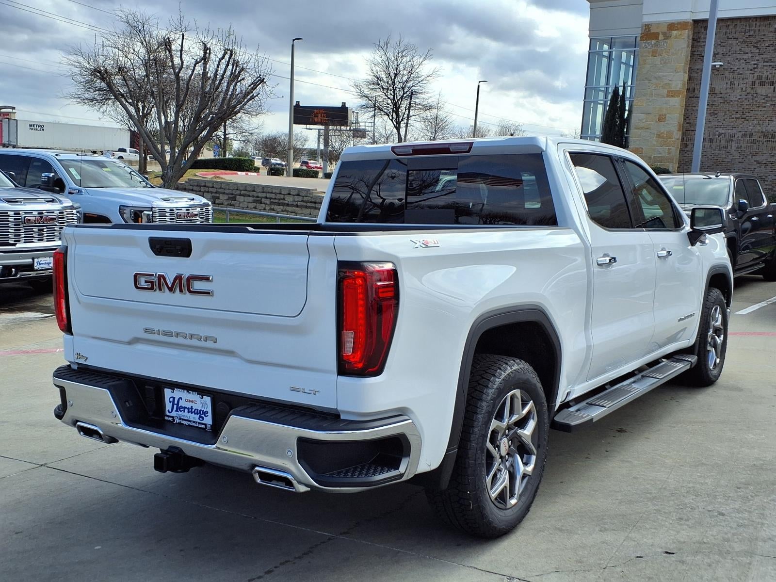 2026 GMC Sierra 1500 SLT Crew Cab Short Box 4WD
