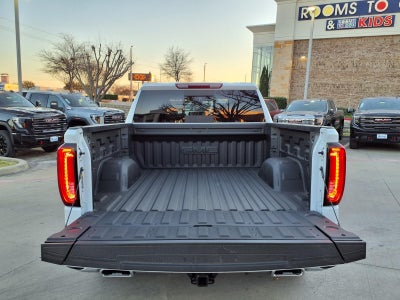 2026 GMC Sierra 1500 SLT Crew Cab Short Box 4WD