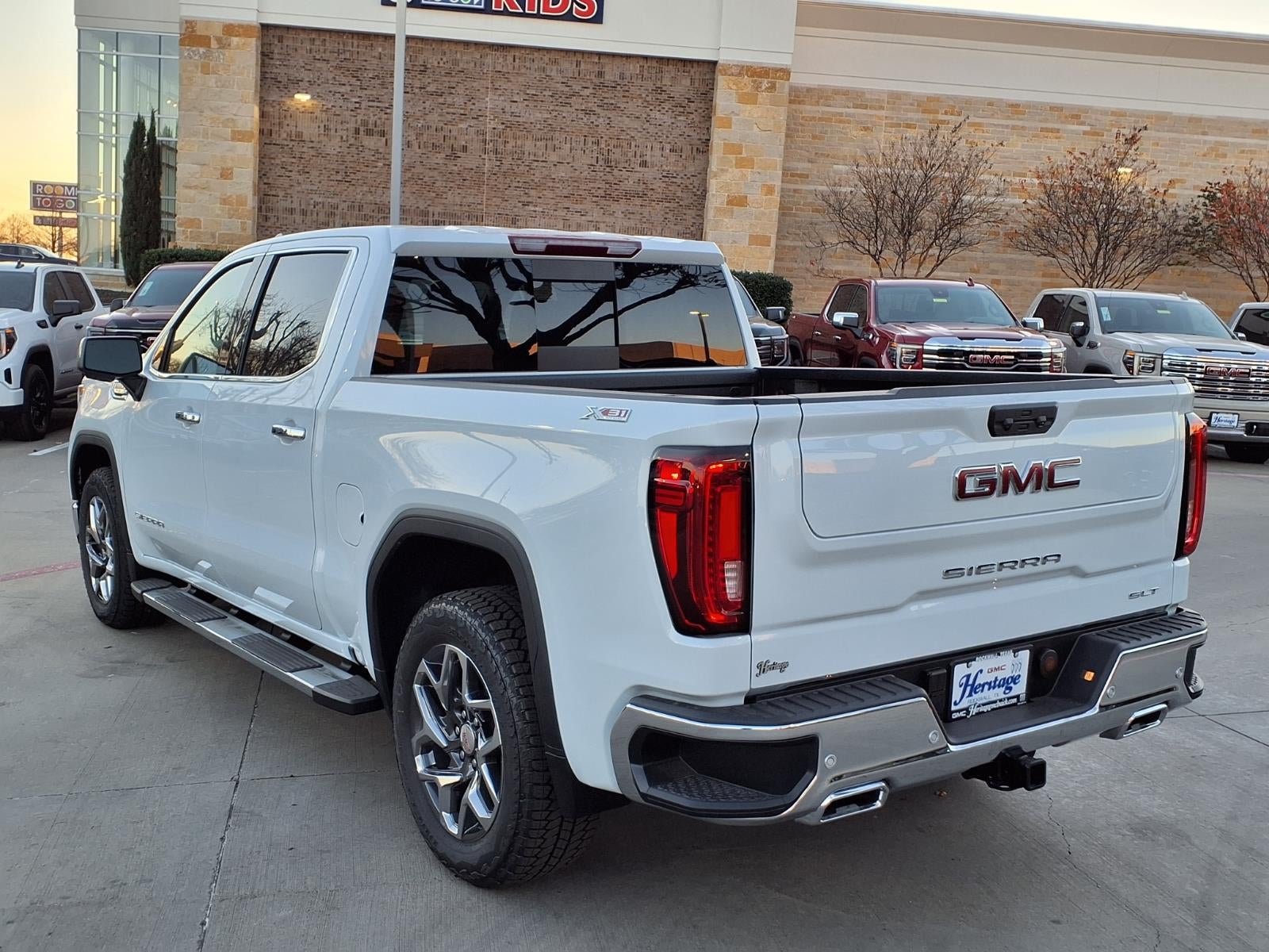 2026 GMC Sierra 1500 SLT Crew Cab Short Box 4WD