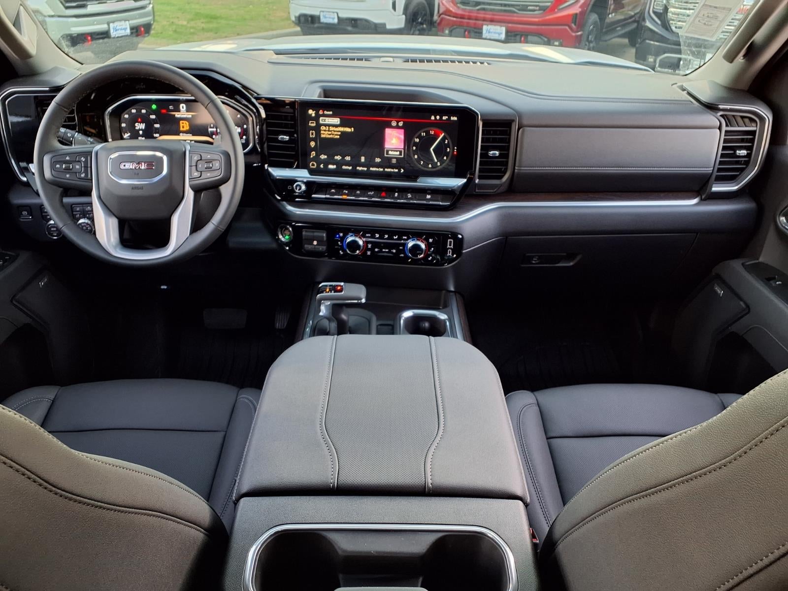 2026 GMC Sierra 1500 SLT Crew Cab Short Box 4WD