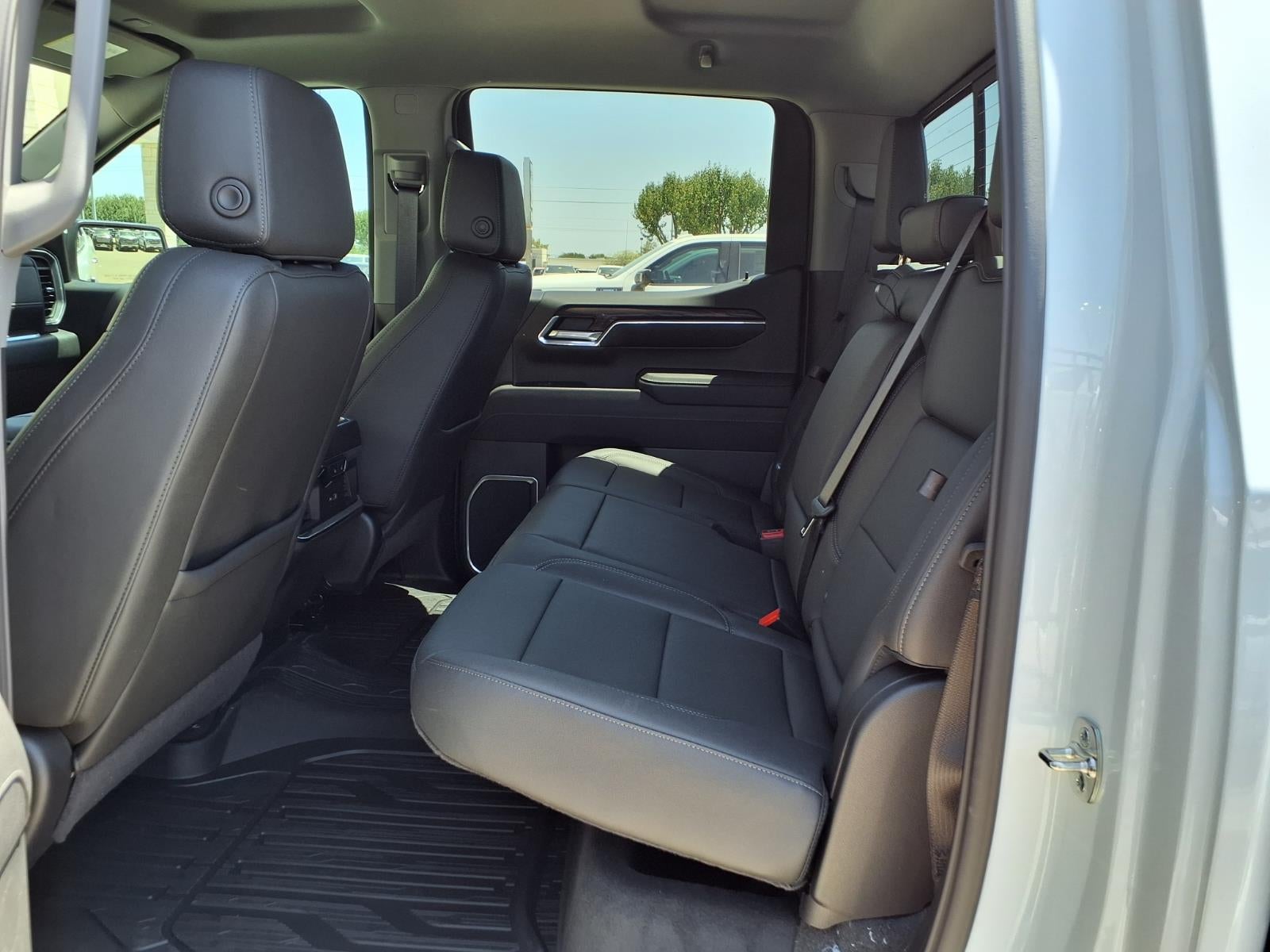 2026 GMC Sierra 1500 SLT Crew Cab Short Box 4WD