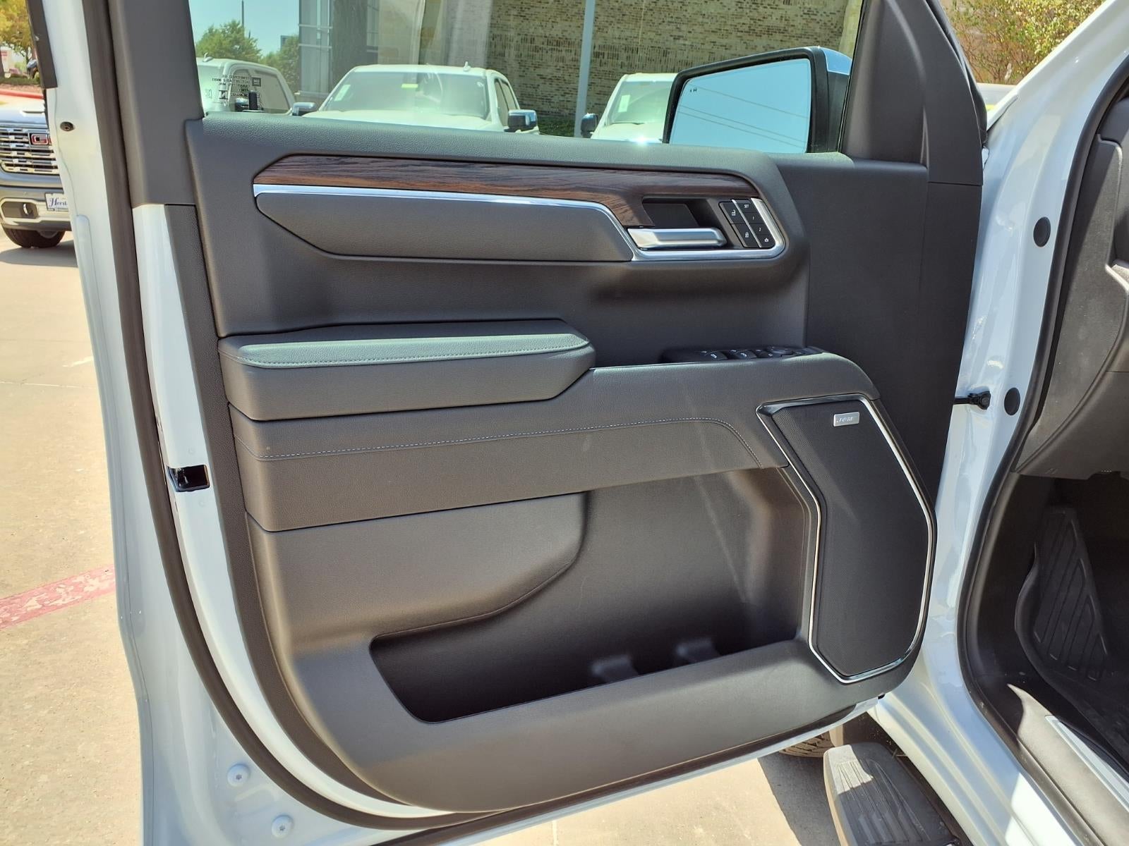 2026 GMC Sierra 1500 SLT Crew Cab Short Box 4WD