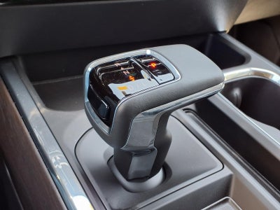 2026 GMC Sierra 1500 SLT Crew Cab Short Box 4WD
