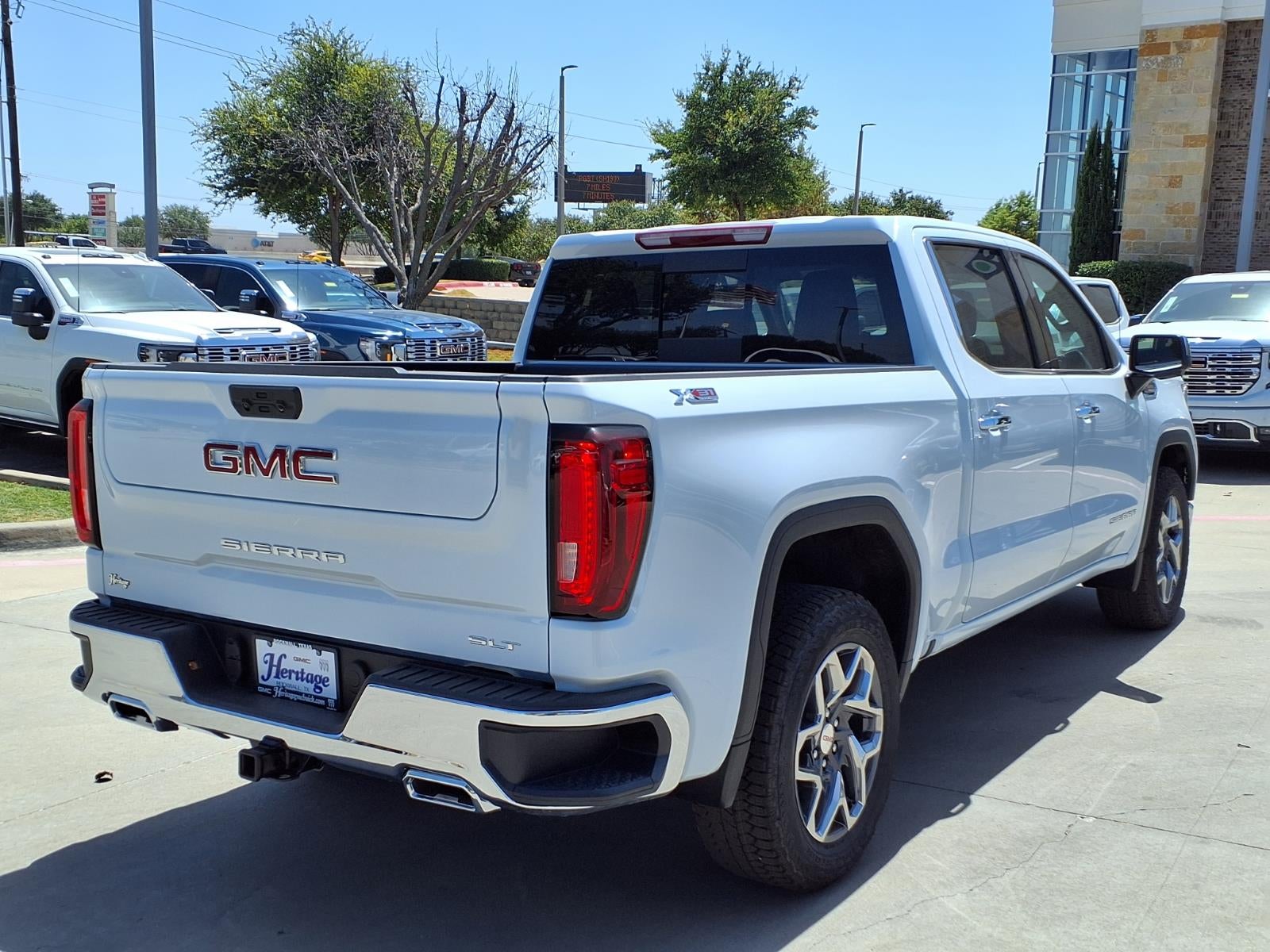 2026 GMC Sierra 1500 SLT Crew Cab Short Box 4WD