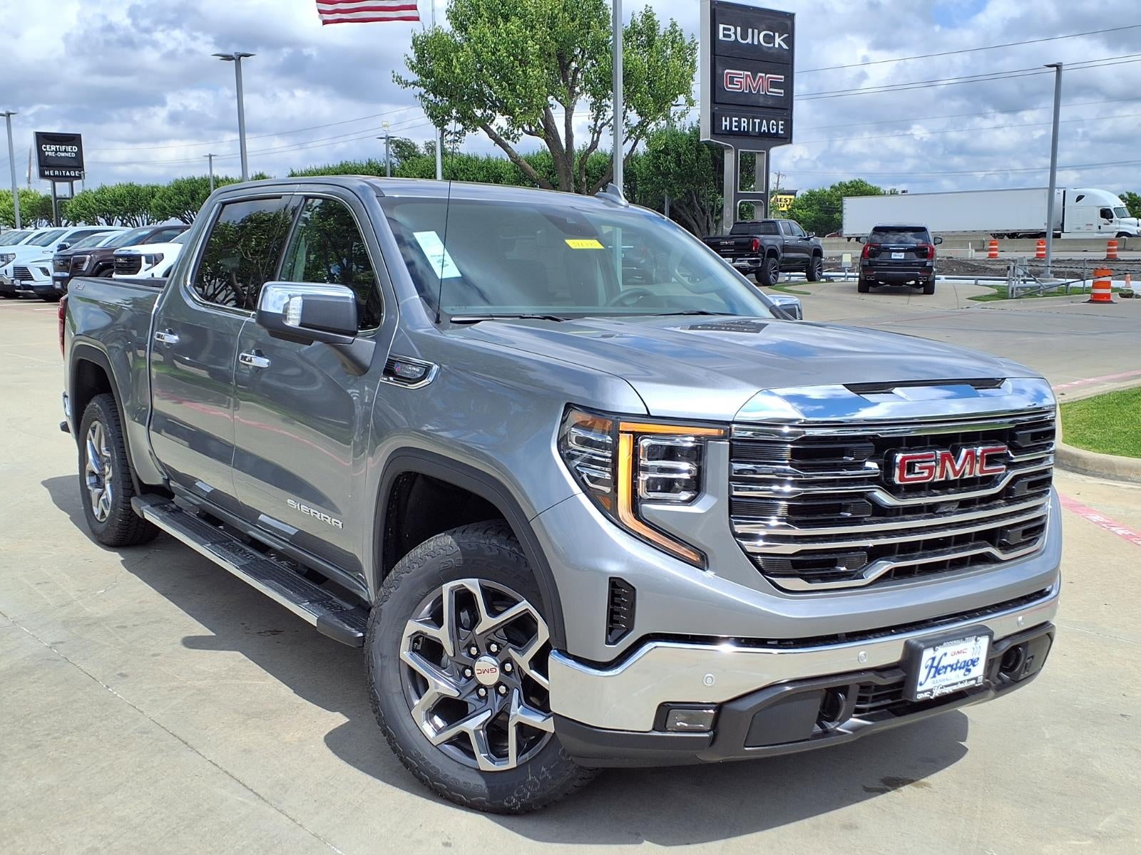 2026 GMC Sierra 1500 SLT Crew Cab Short Box 4WD
