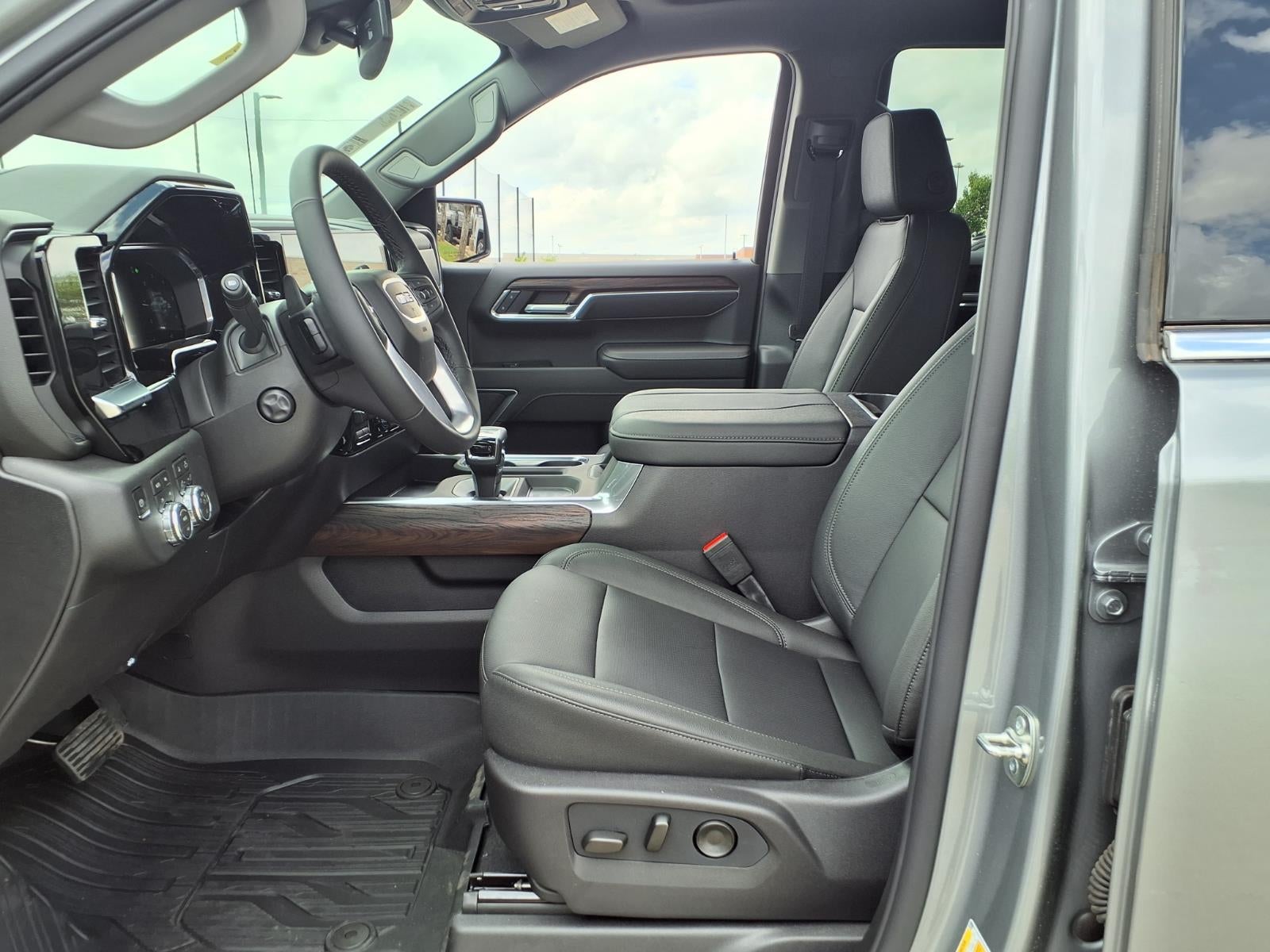 2026 GMC Sierra 1500 SLT Crew Cab Short Box 4WD