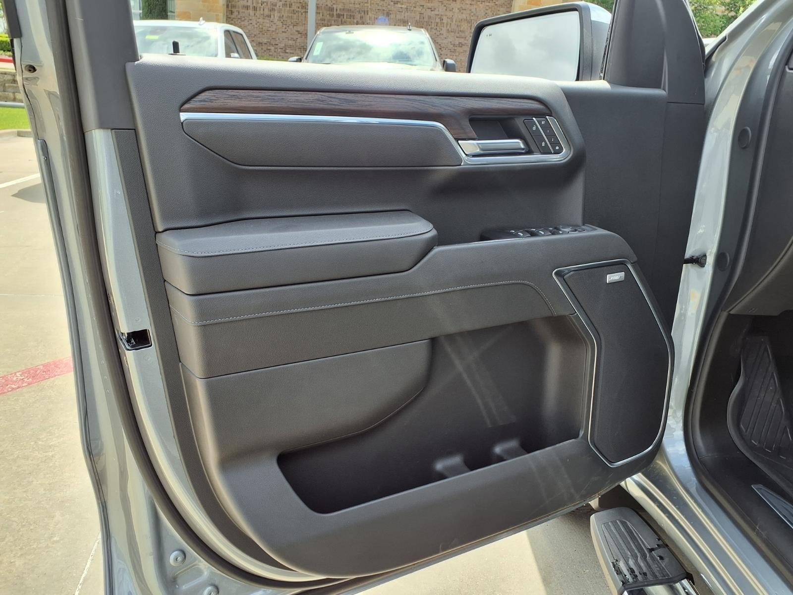 2026 GMC Sierra 1500 SLT Crew Cab Short Box 4WD