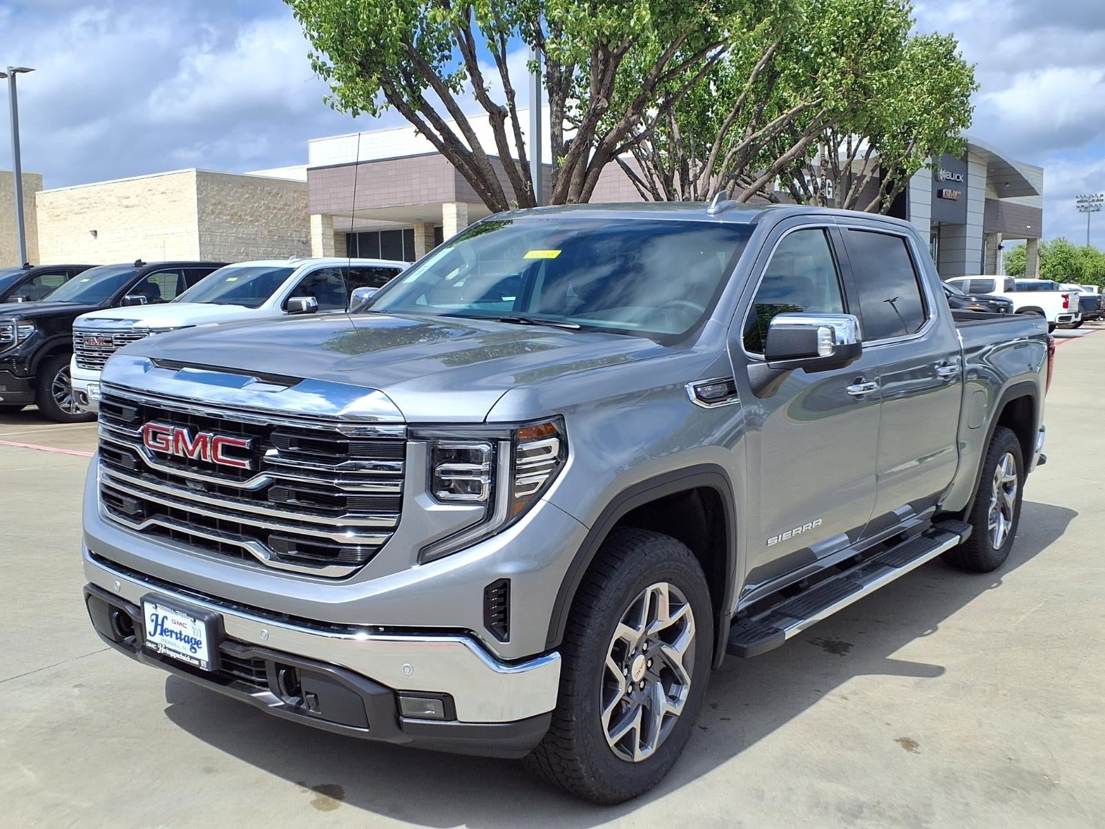 2026 GMC Sierra 1500 SLT Crew Cab Short Box 4WD