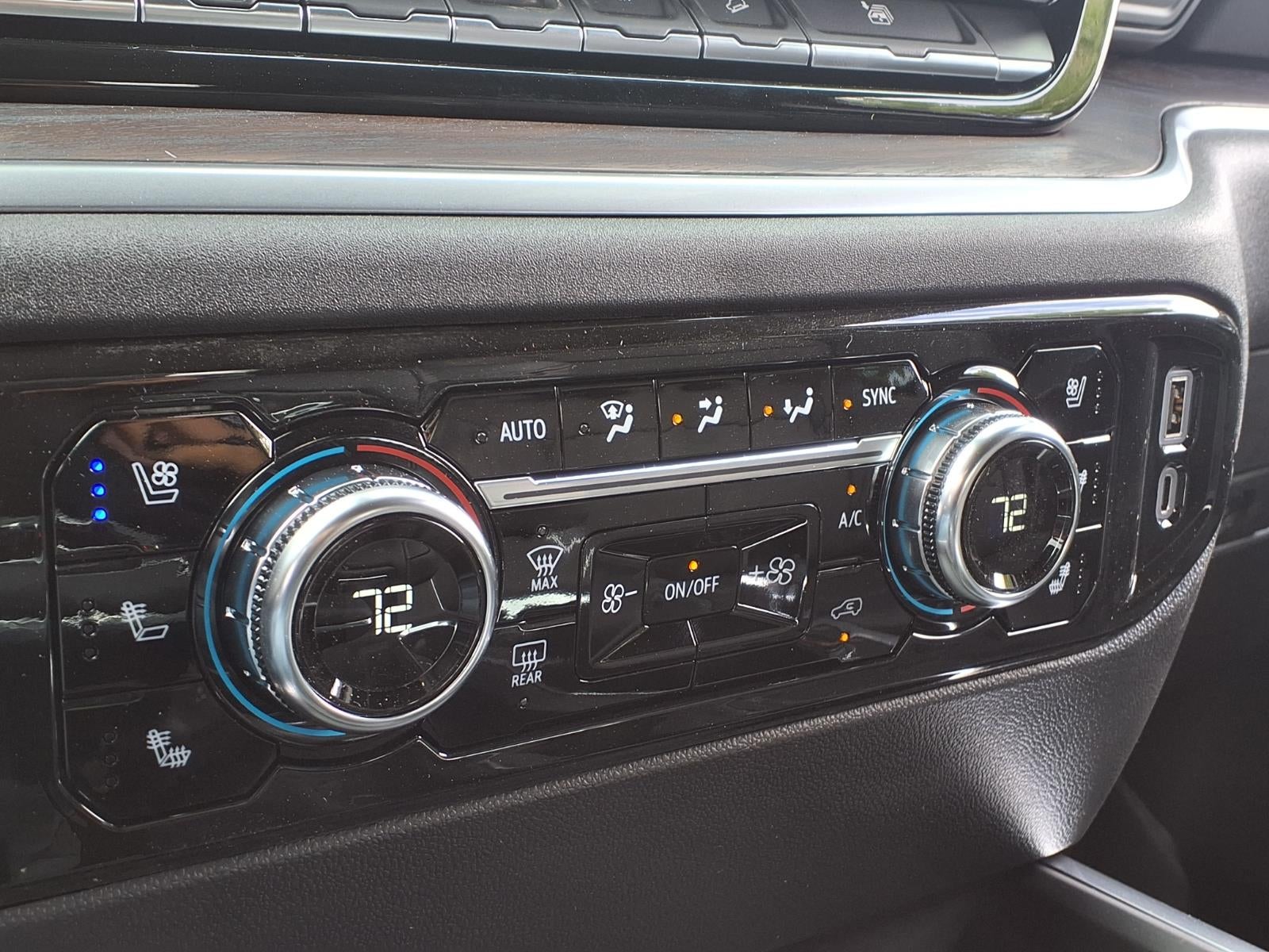 2026 GMC Sierra 1500 SLT Crew Cab Short Box 4WD