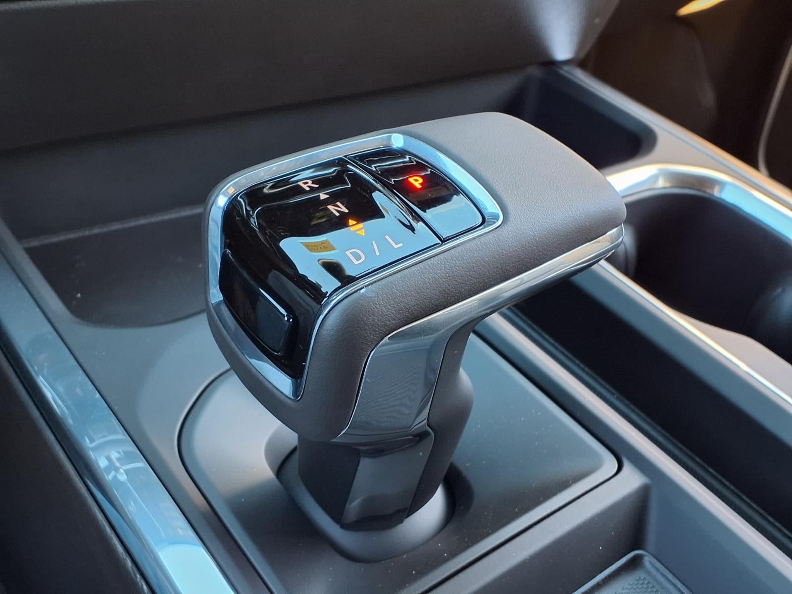 2026 GMC Sierra 1500 SLT Crew Cab Short Box 4WD