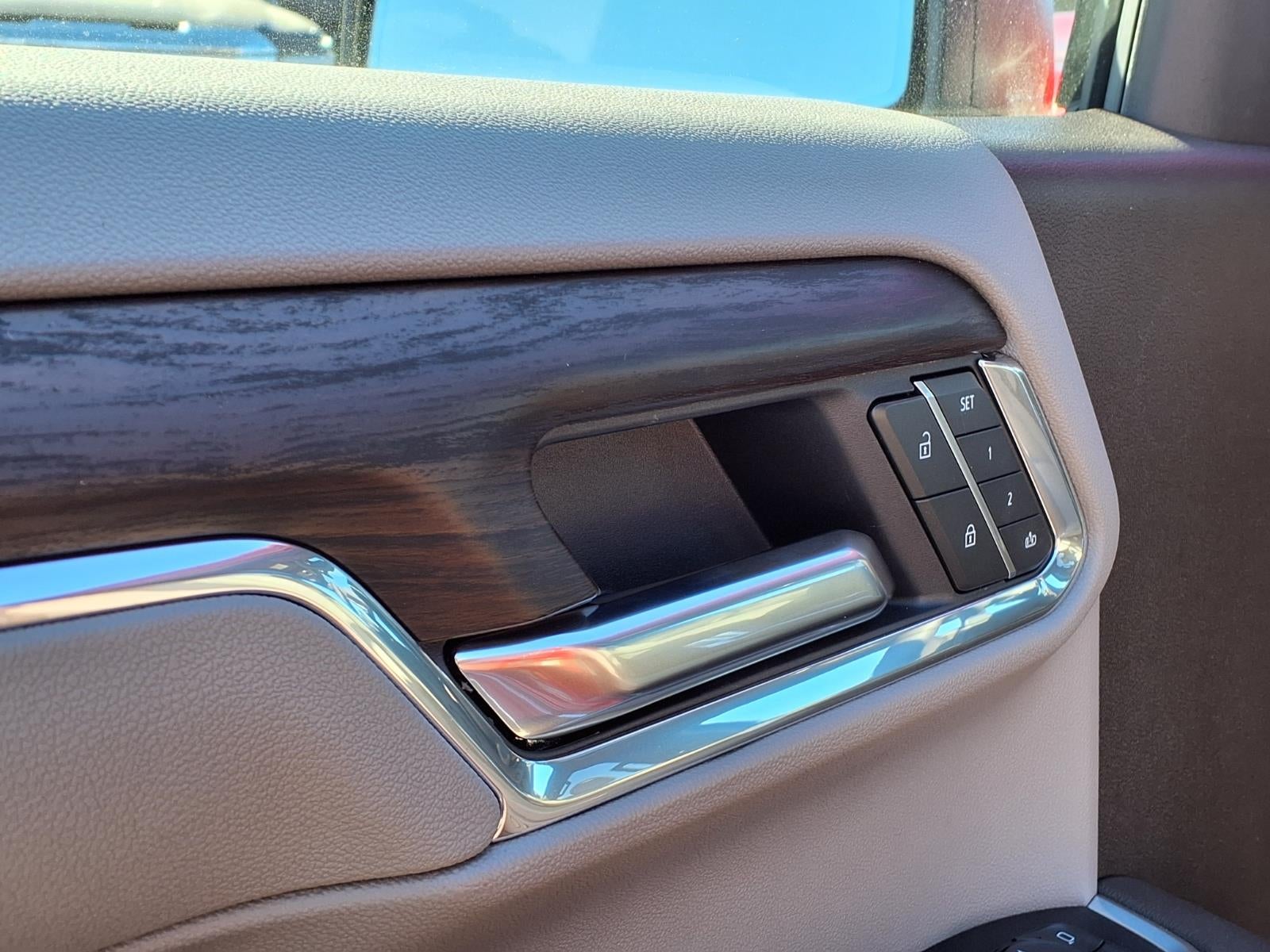 2026 GMC Sierra 1500 SLT Crew Cab Short Box 4WD