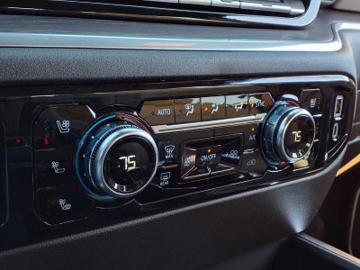 2026 GMC Sierra 1500 SLT Crew Cab Short Box 4WD