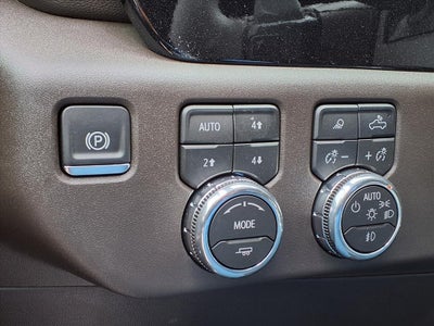 2026 GMC Sierra 1500 SLT Crew Cab Short Box 4WD