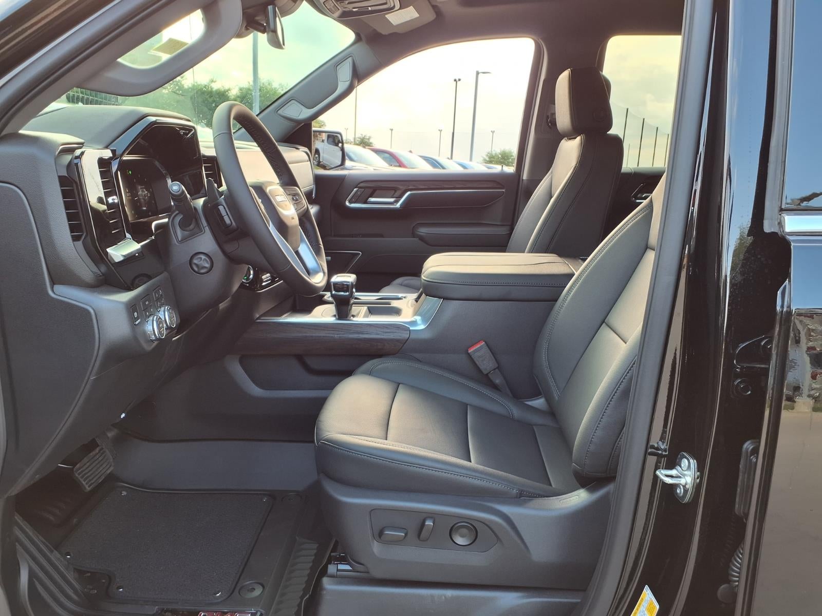 2026 GMC Sierra 1500 SLT Crew Cab Short Box 4WD