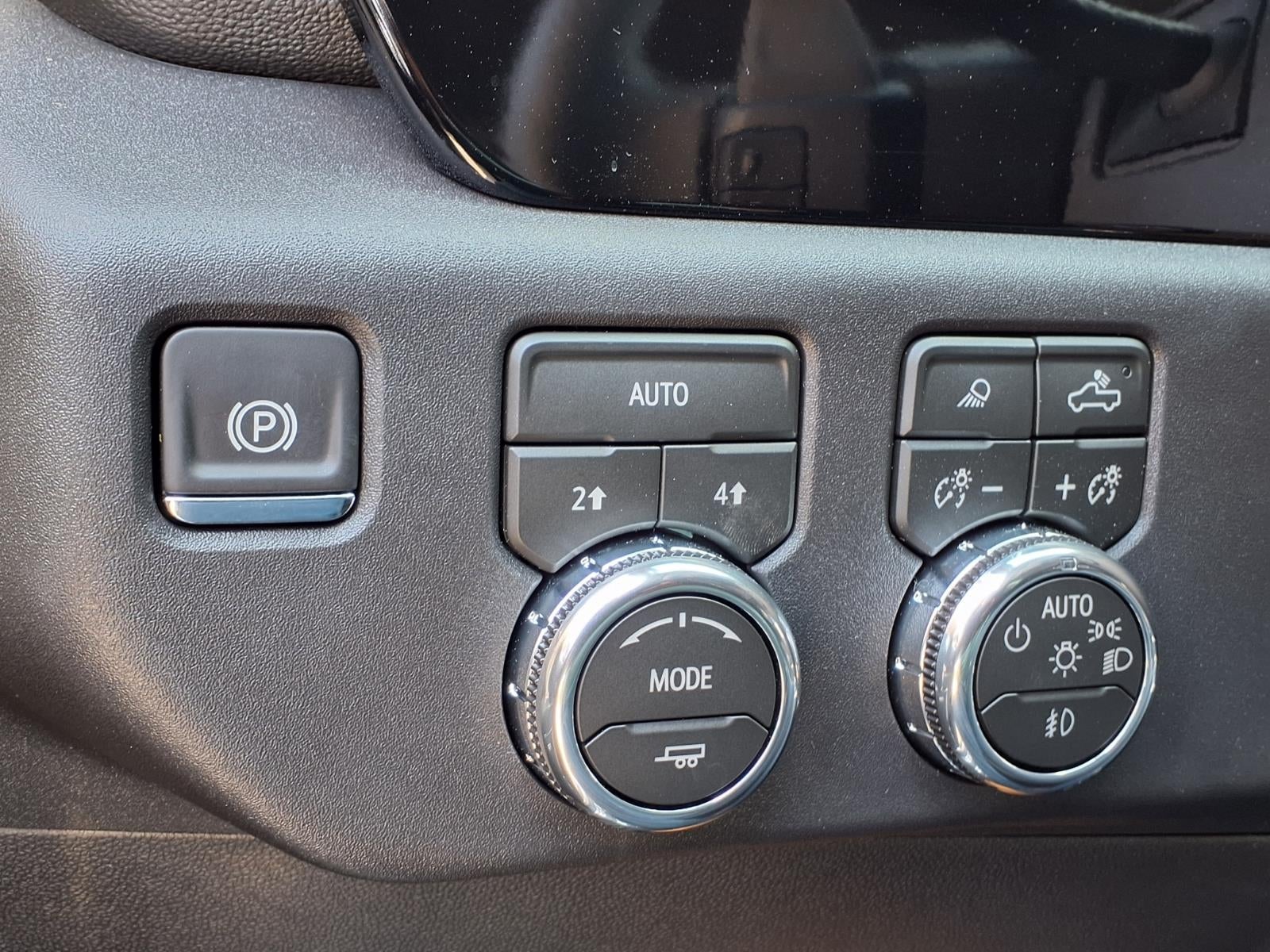 2026 GMC Sierra 1500 SLT Crew Cab Short Box 4WD