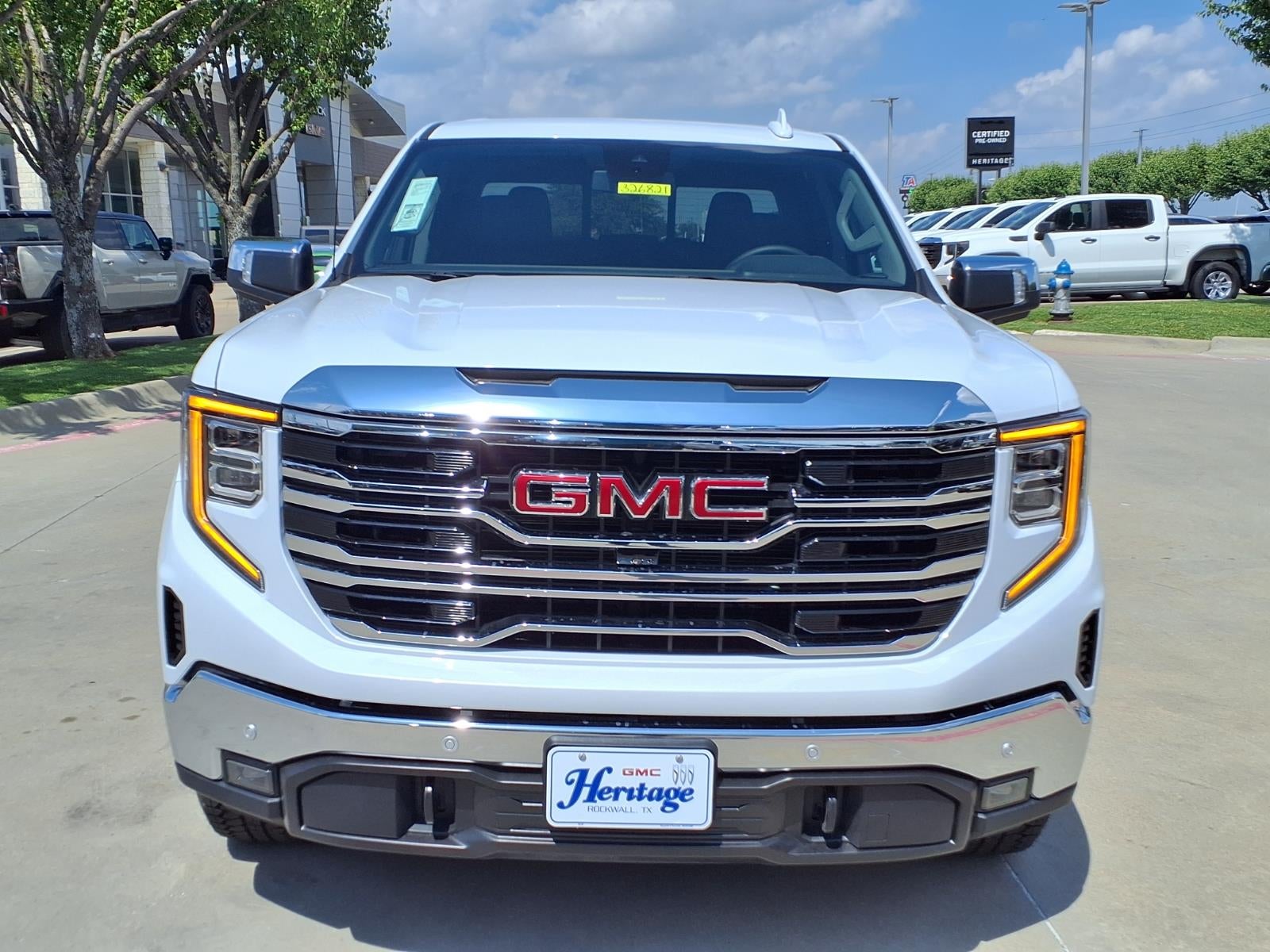 2026 GMC Sierra 1500 SLT Crew Cab Short Box 4WD