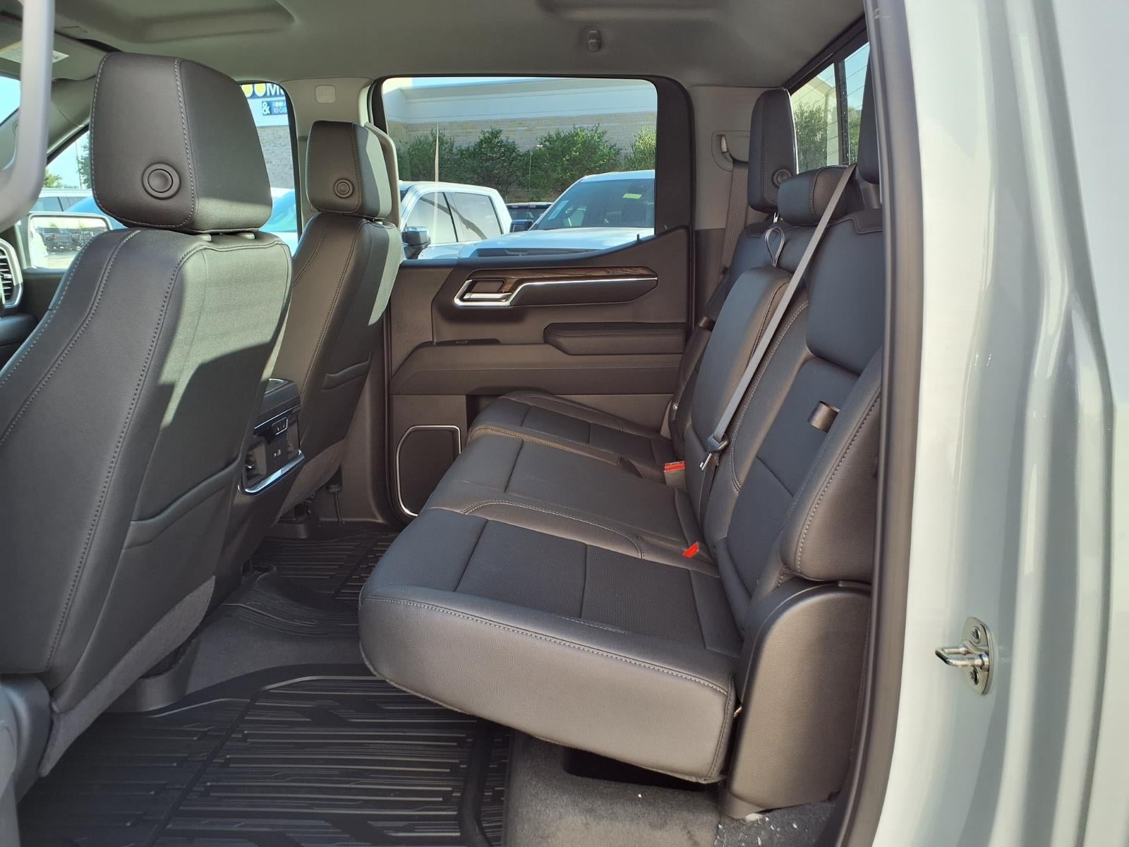 2026 GMC Sierra 1500 SLT Crew Cab Short Box 4WD