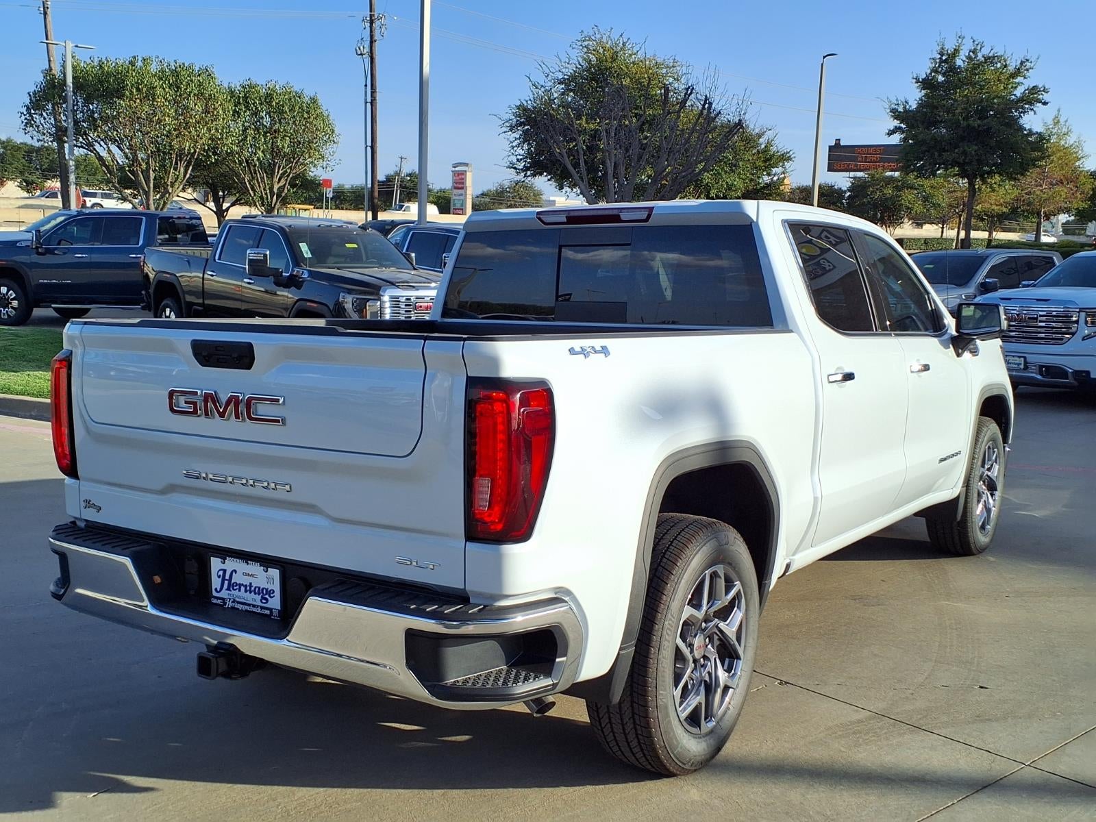 2026 GMC Sierra 1500 SLT Crew Cab Short Box 4WD