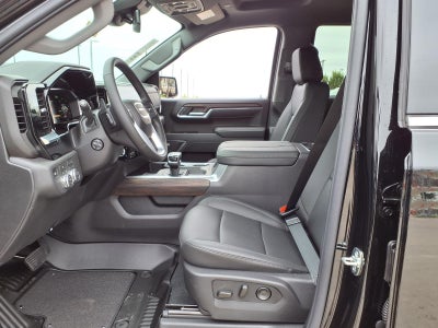 2026 GMC Sierra 1500 SLT Crew Cab Short Box 4WD