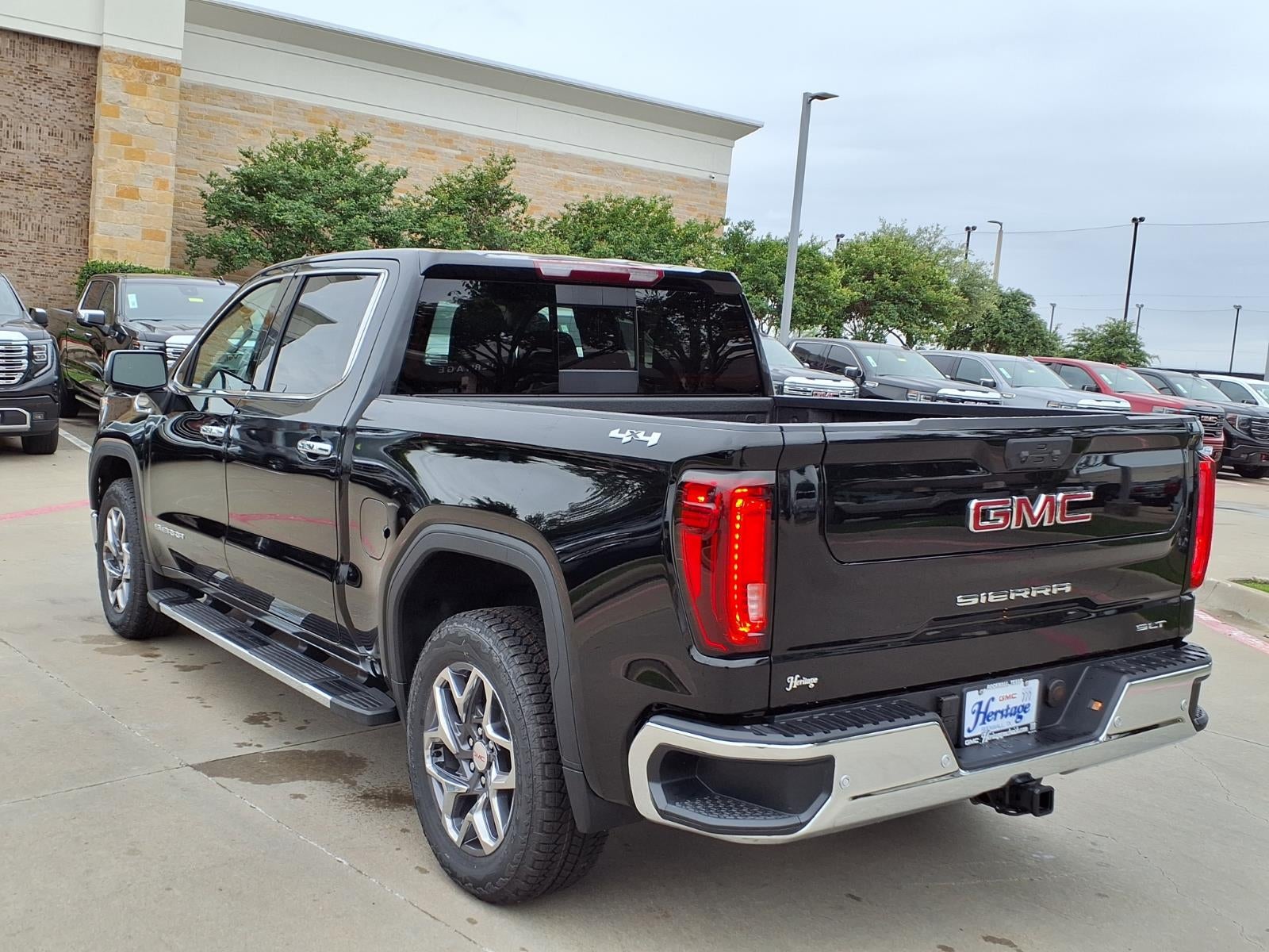 2026 GMC Sierra 1500 SLT Crew Cab Short Box 4WD