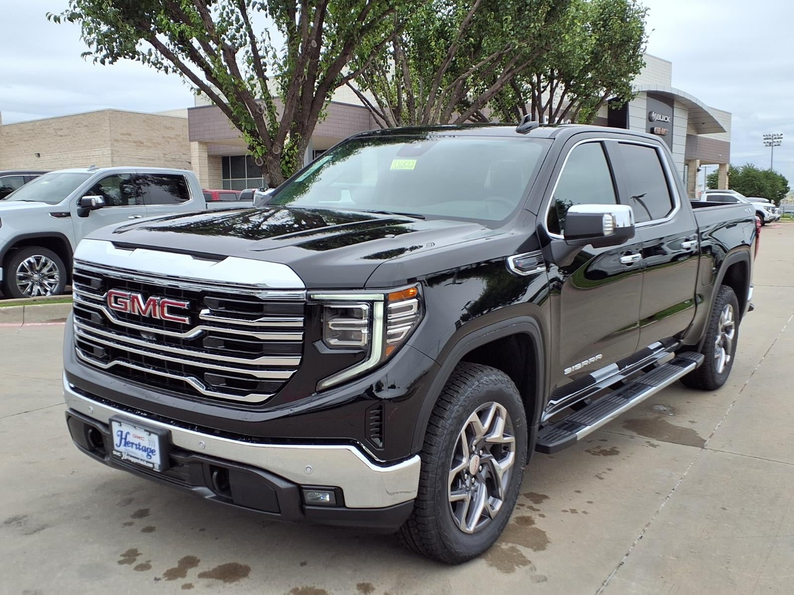 2026 GMC Sierra 1500 SLT Crew Cab Short Box 4WD