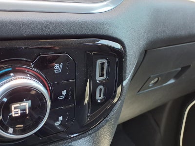 2026 GMC Sierra 1500 SLT Crew Cab Short Box 4WD