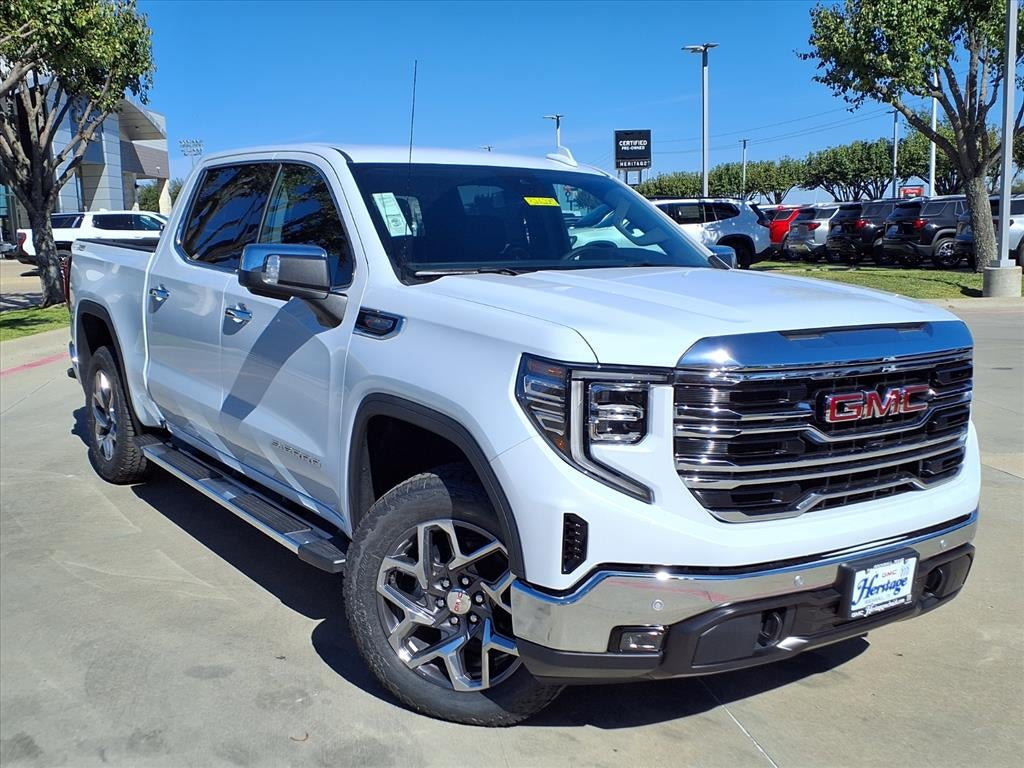 2026 GMC Sierra 1500 SLT Crew Cab Short Box 4WD